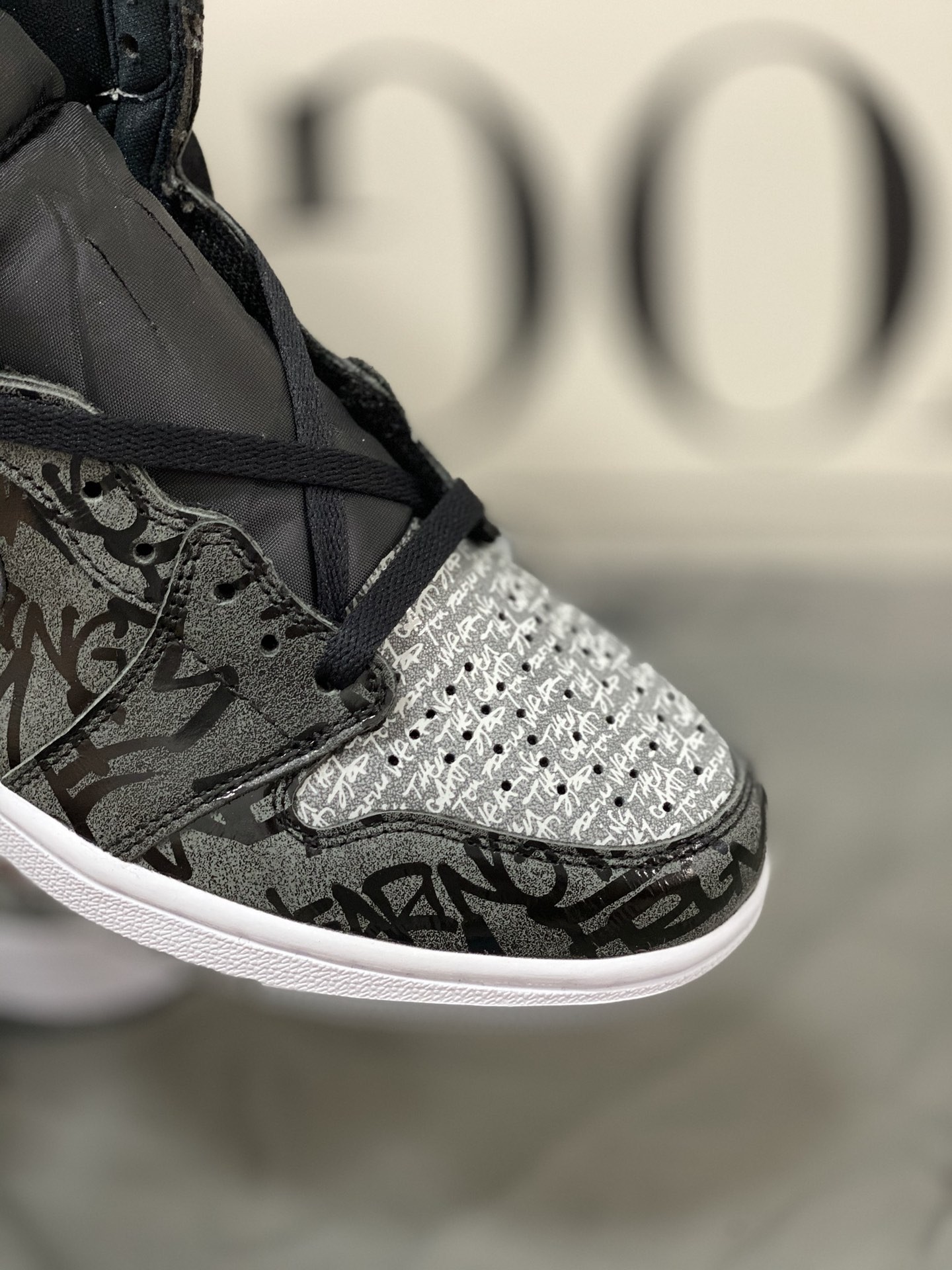 Air Jordan 1 High OG Rebellionair