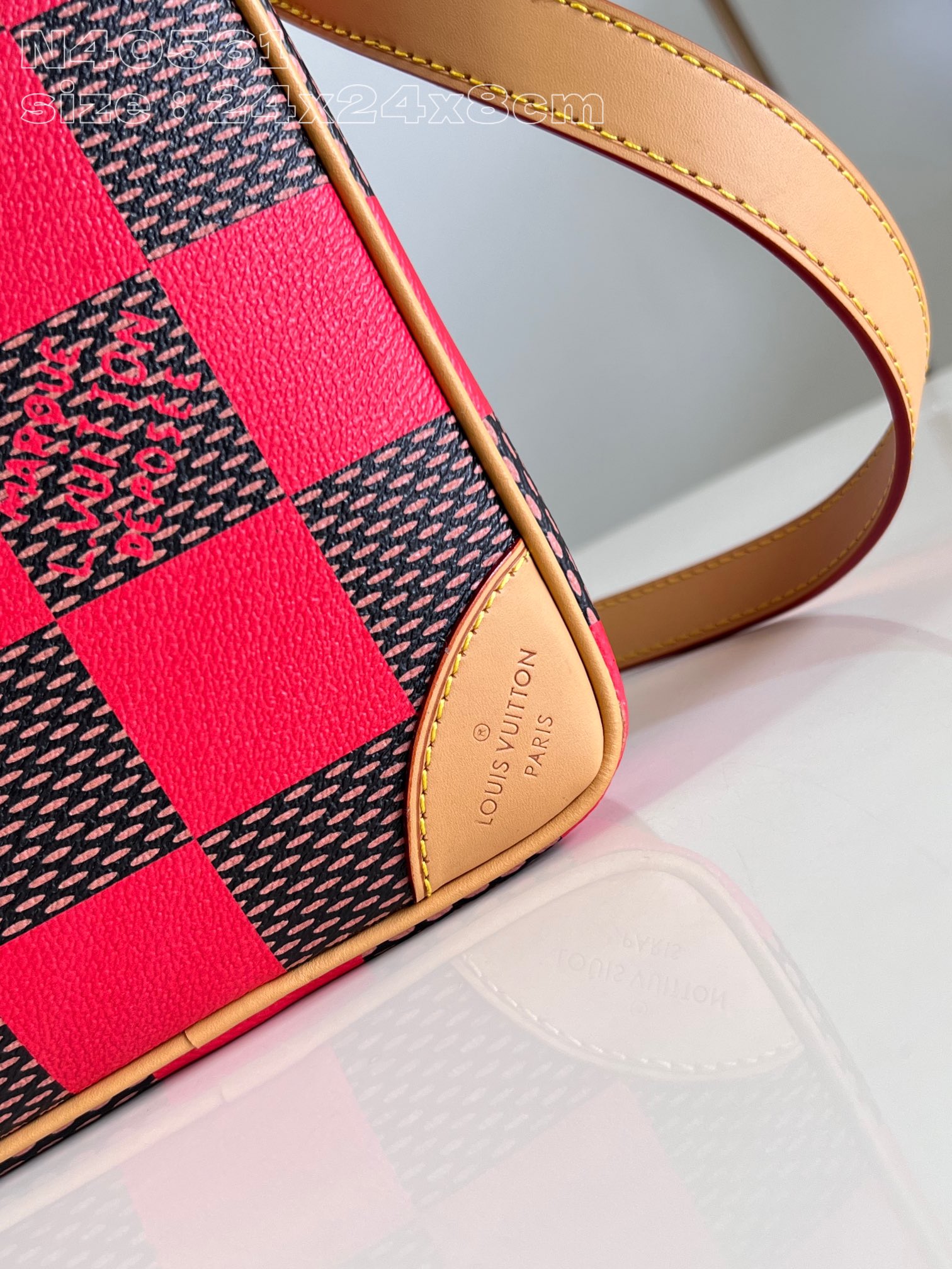 Louis Vuitton Chess Messenger N40561，Top quality