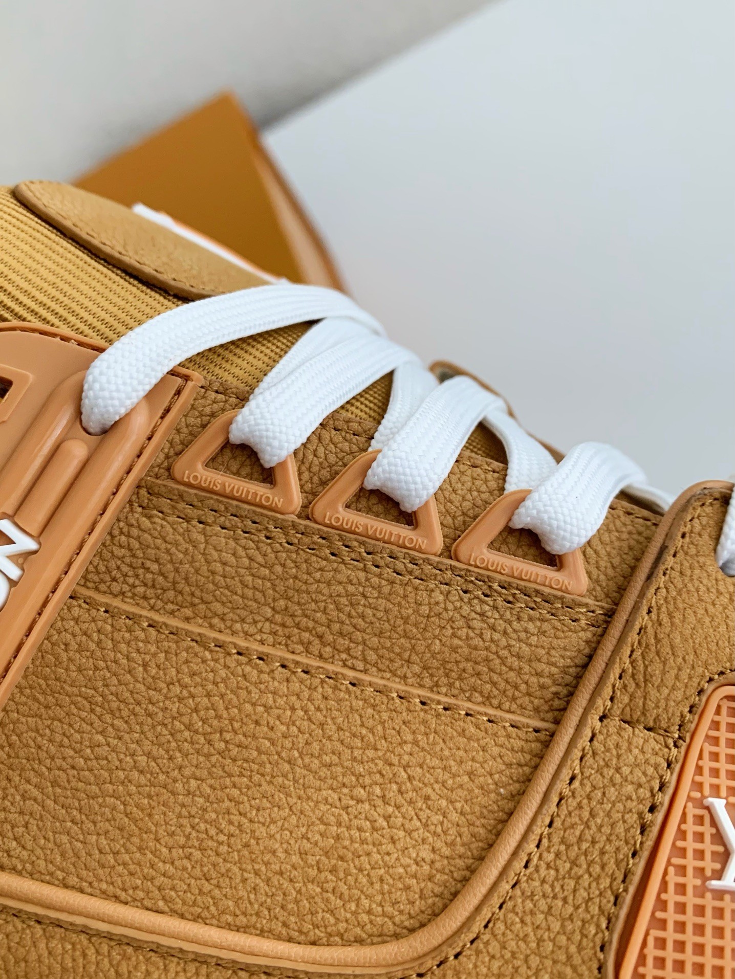 [#3756」 LOUIS VUITTON TRAINER SNEAKERS