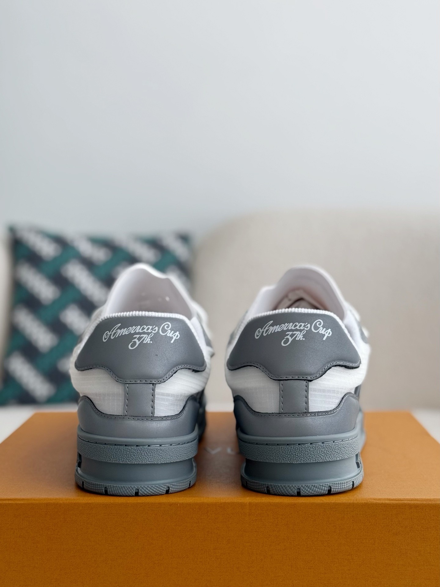 [#3836」 LOUIS VUITTON TRAINER CUP SNEAKERS