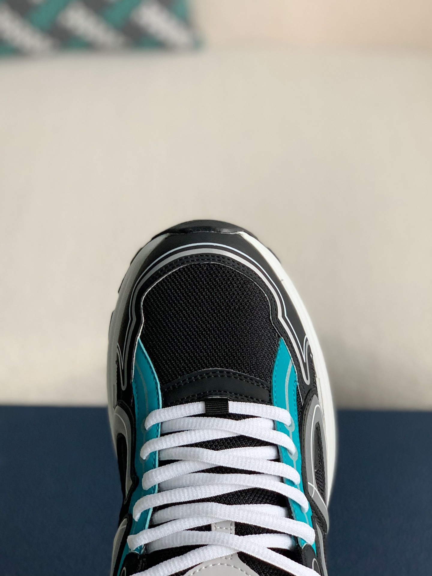 DIOR NEW ARRIVAL B30 Clunky Sneaker