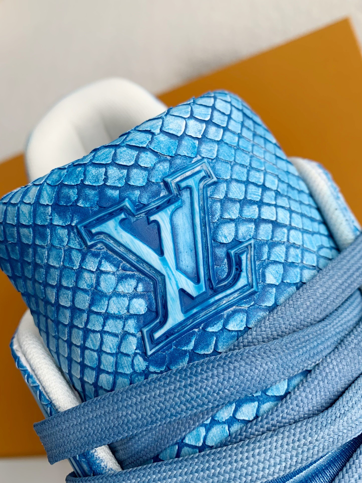 [#3314]LOUIS VUITTON TRAINER SNEAKERS
