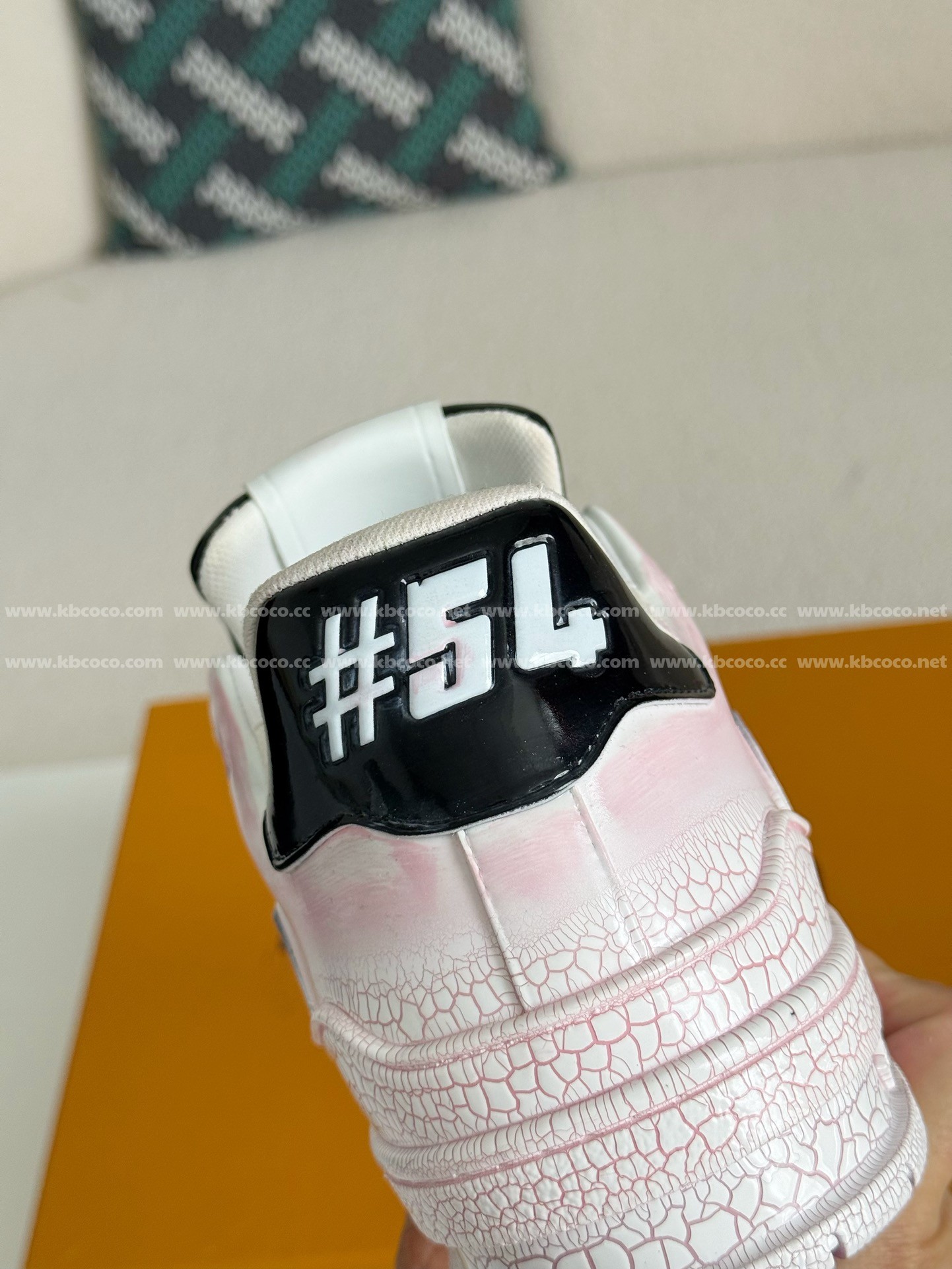 【#4491】 LOUIS VUITTON TRAINER SNEAKERS