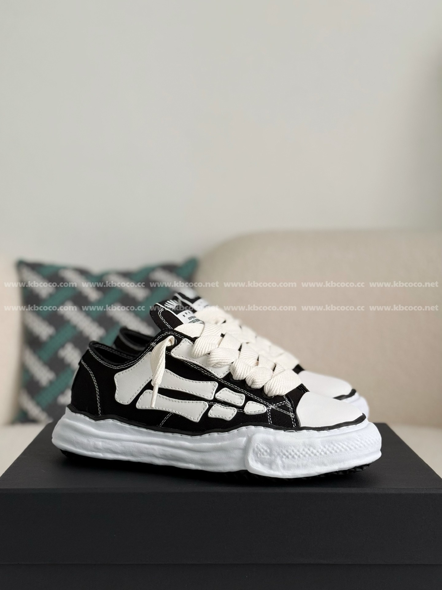 【#4531】Maison Mihara Yasuhiro x AMlRl Skel- Top Low canvas shoes