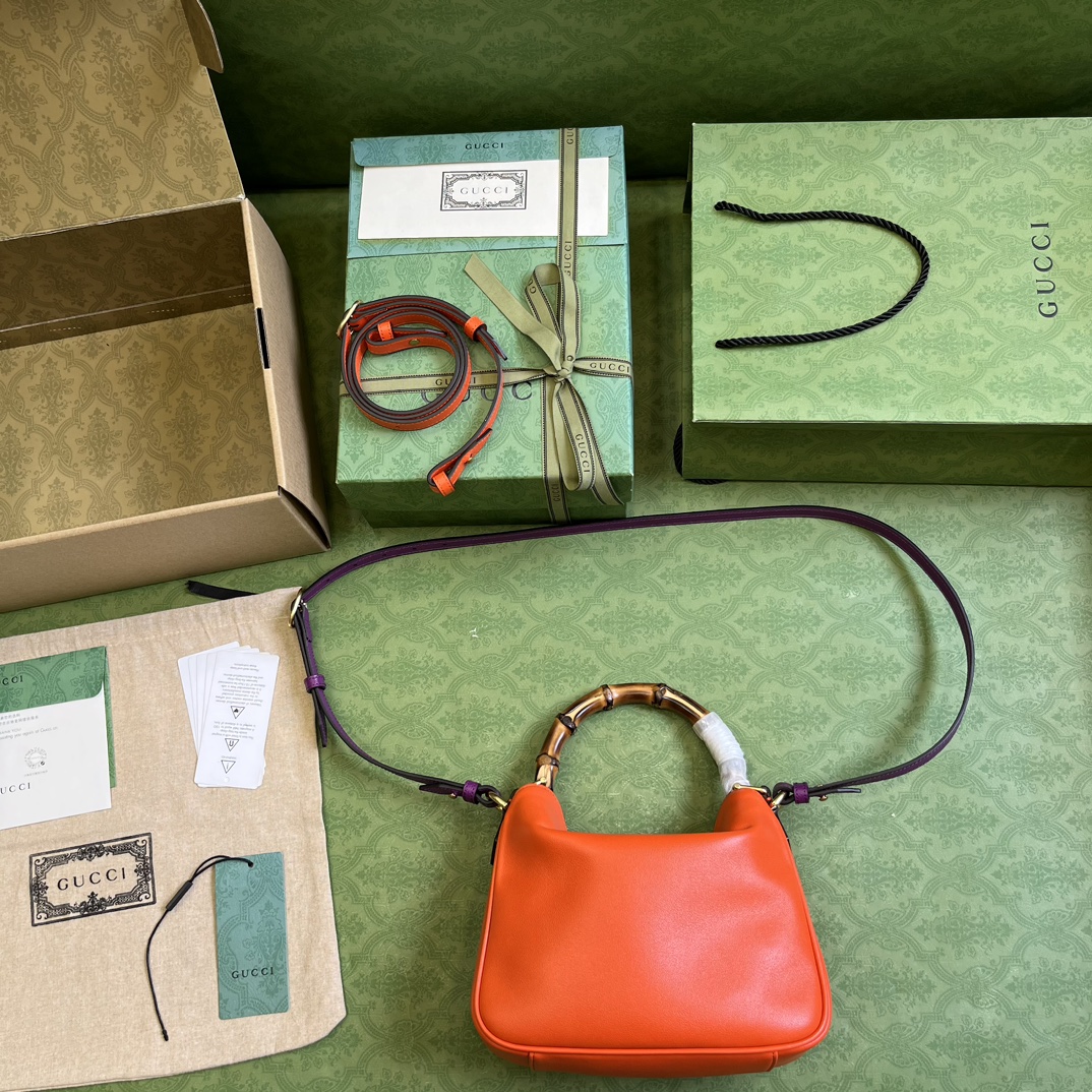 GUCCI Diana handbag746251,Top quality