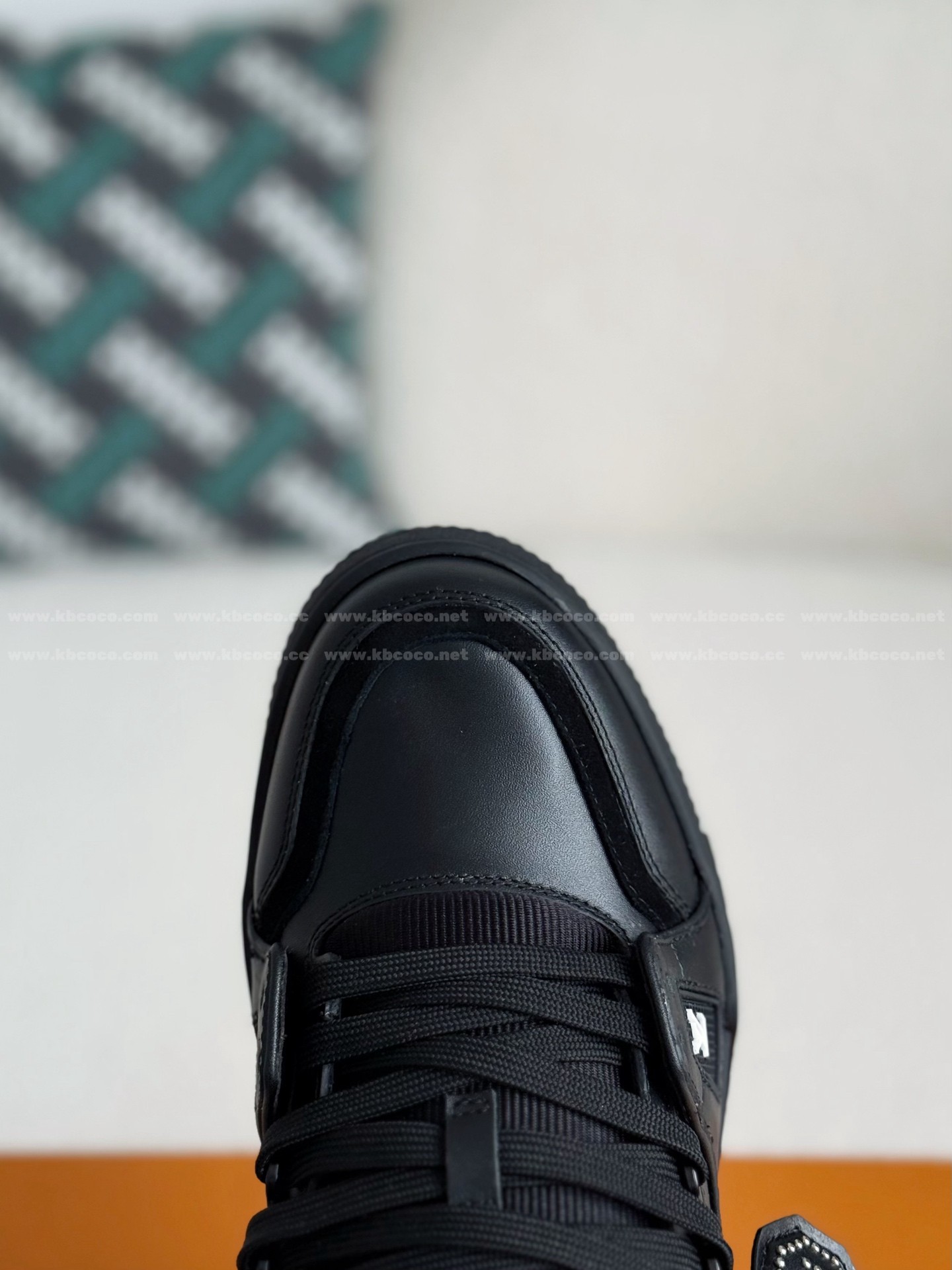 【#5860】 LOUIS VUITTON x NIGO TRAINER FW25 SNEAKERS