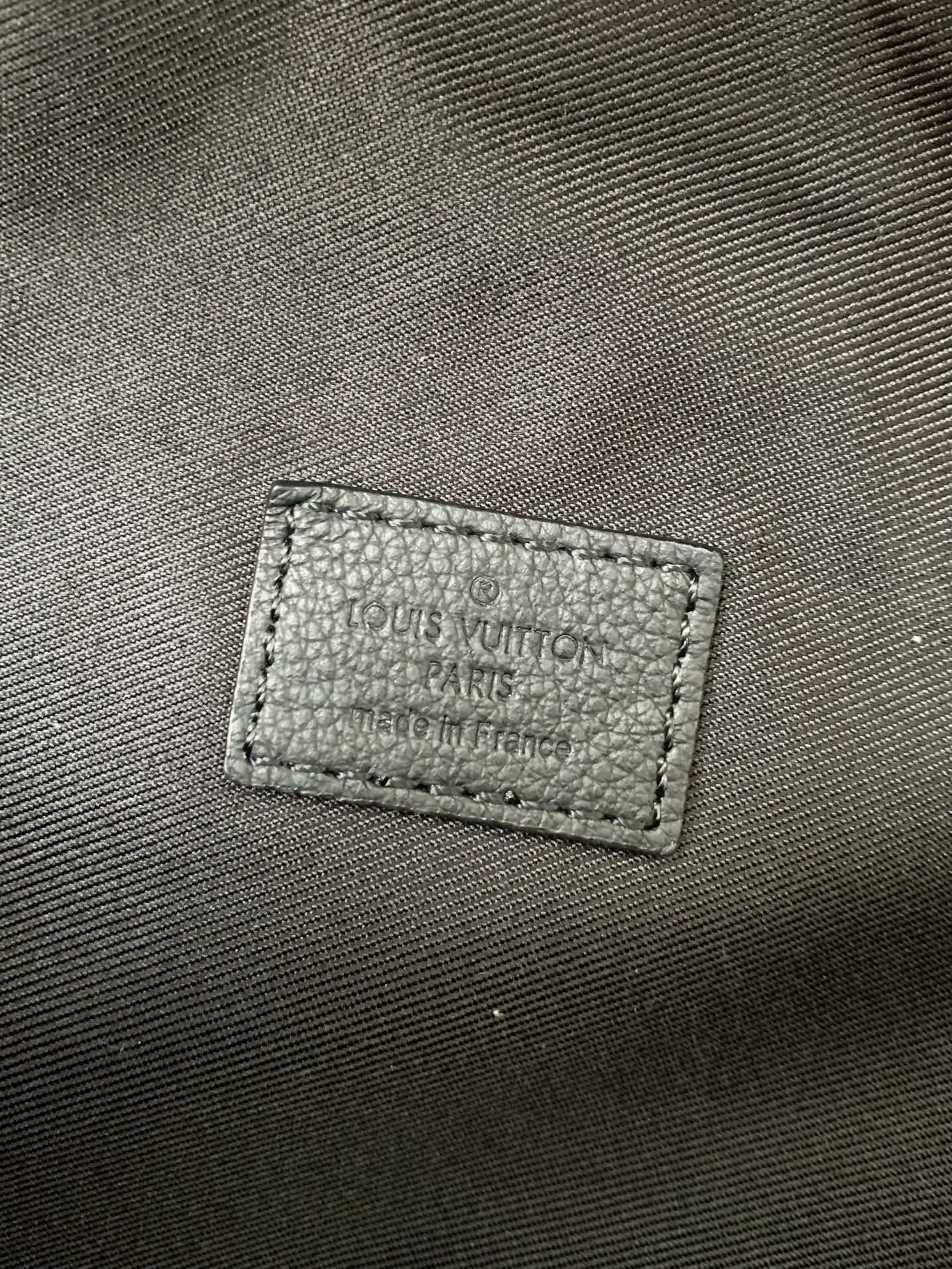 New Louis Vuitton RUSH waist bag M47058