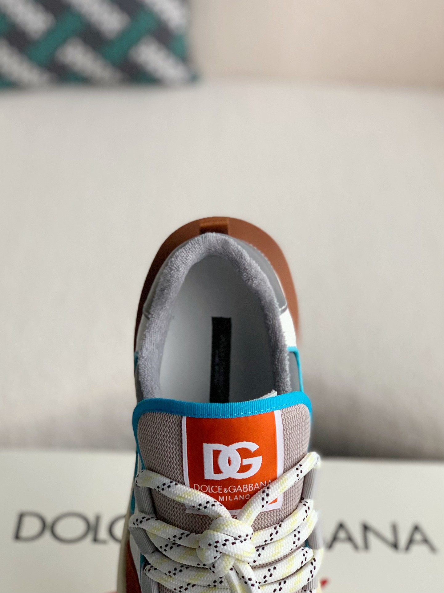 【#2084】Dolce&Gabbana Sneakers