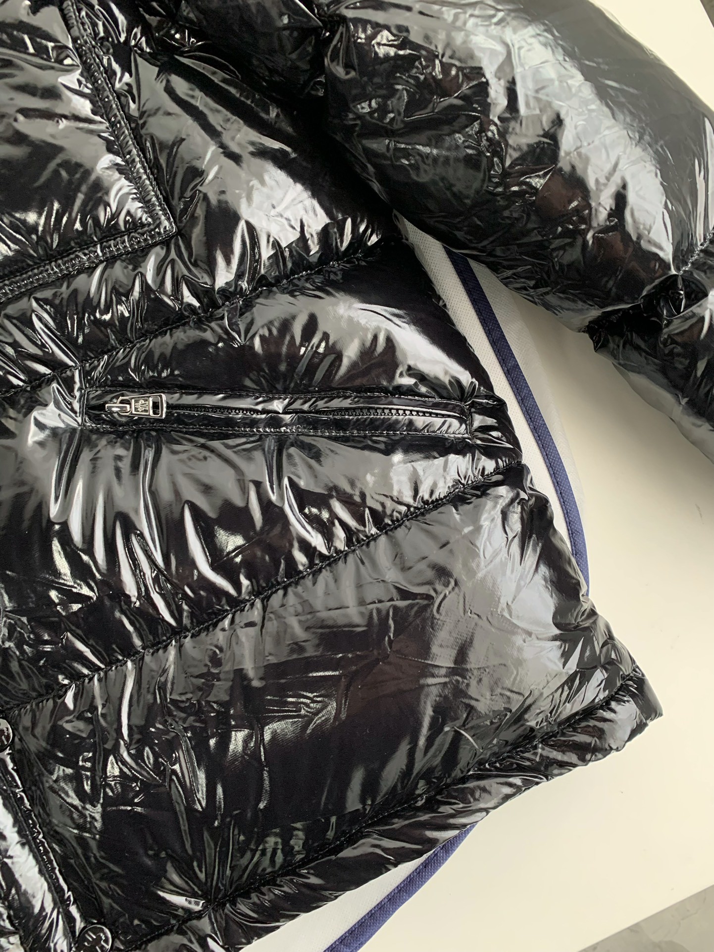 【#2127】Moncler Short men's down jacket