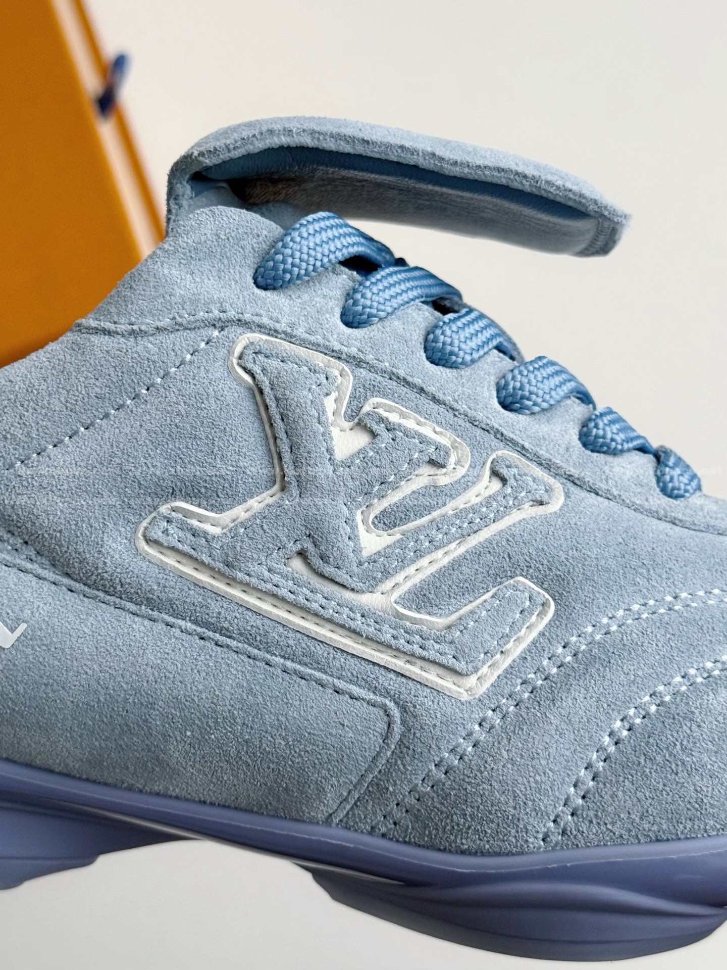 【#5869】 LOUIS VUITTON FOOTPRINTSOCCER CASUAL SHOES