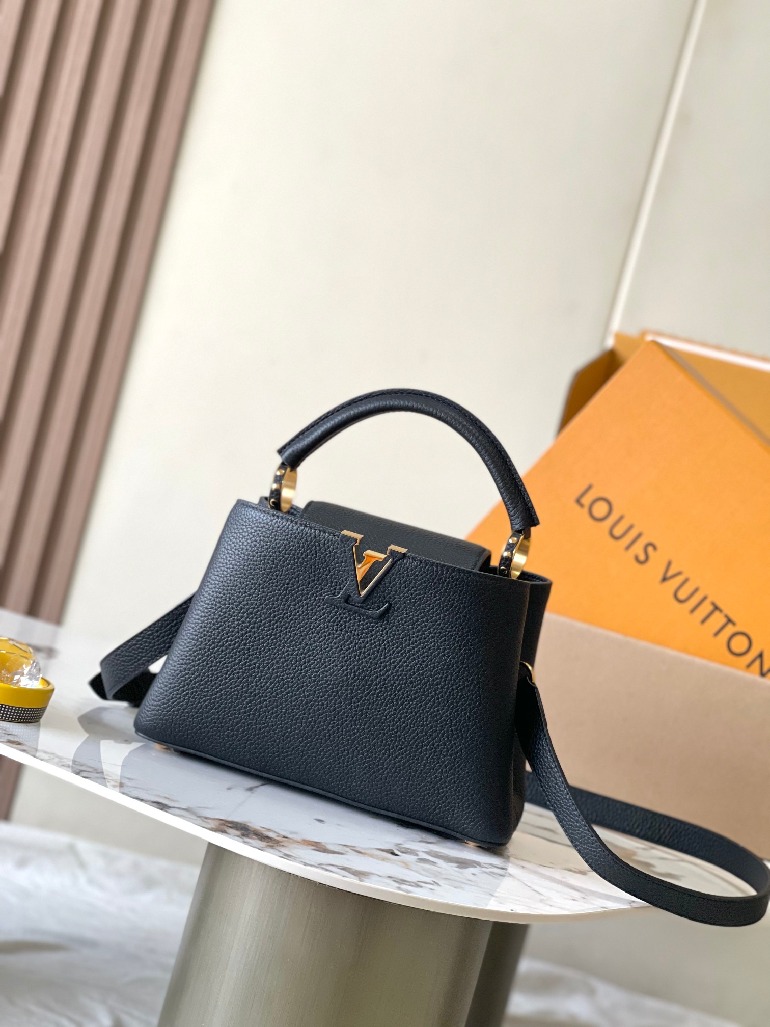 LOUIS VUITTON Capucines BB Black Out Handbag/Top Quality M25255