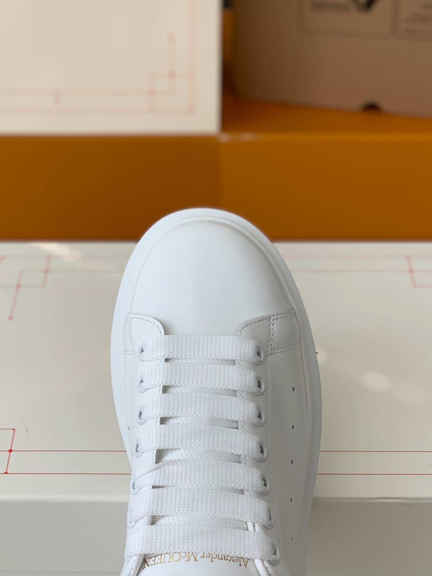 Alexander McQueen versatile Sneakers