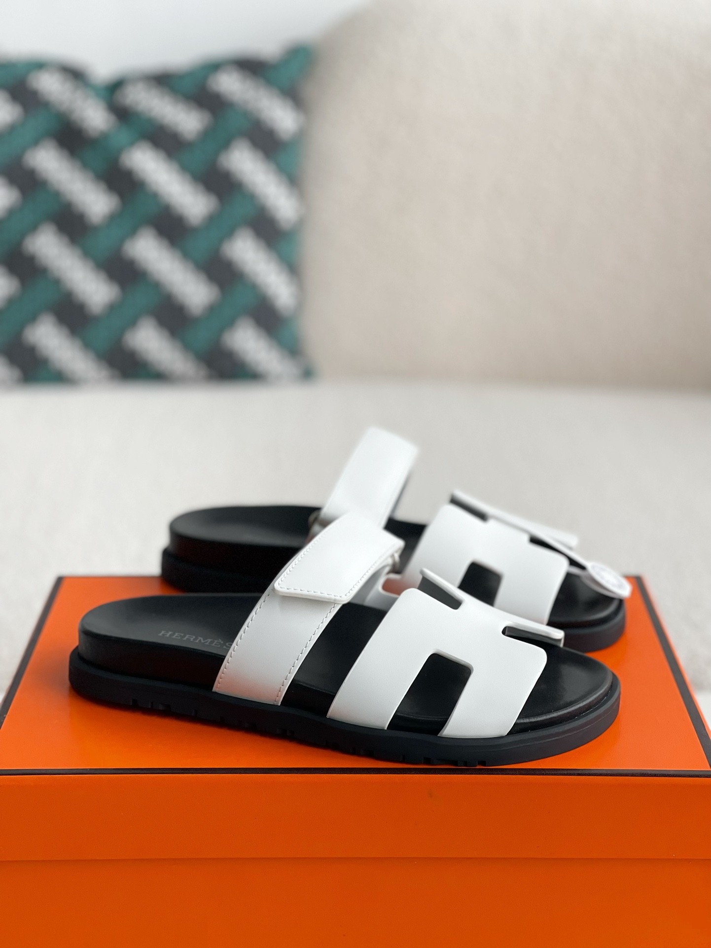 【#3166】 Hermes zmir sandal