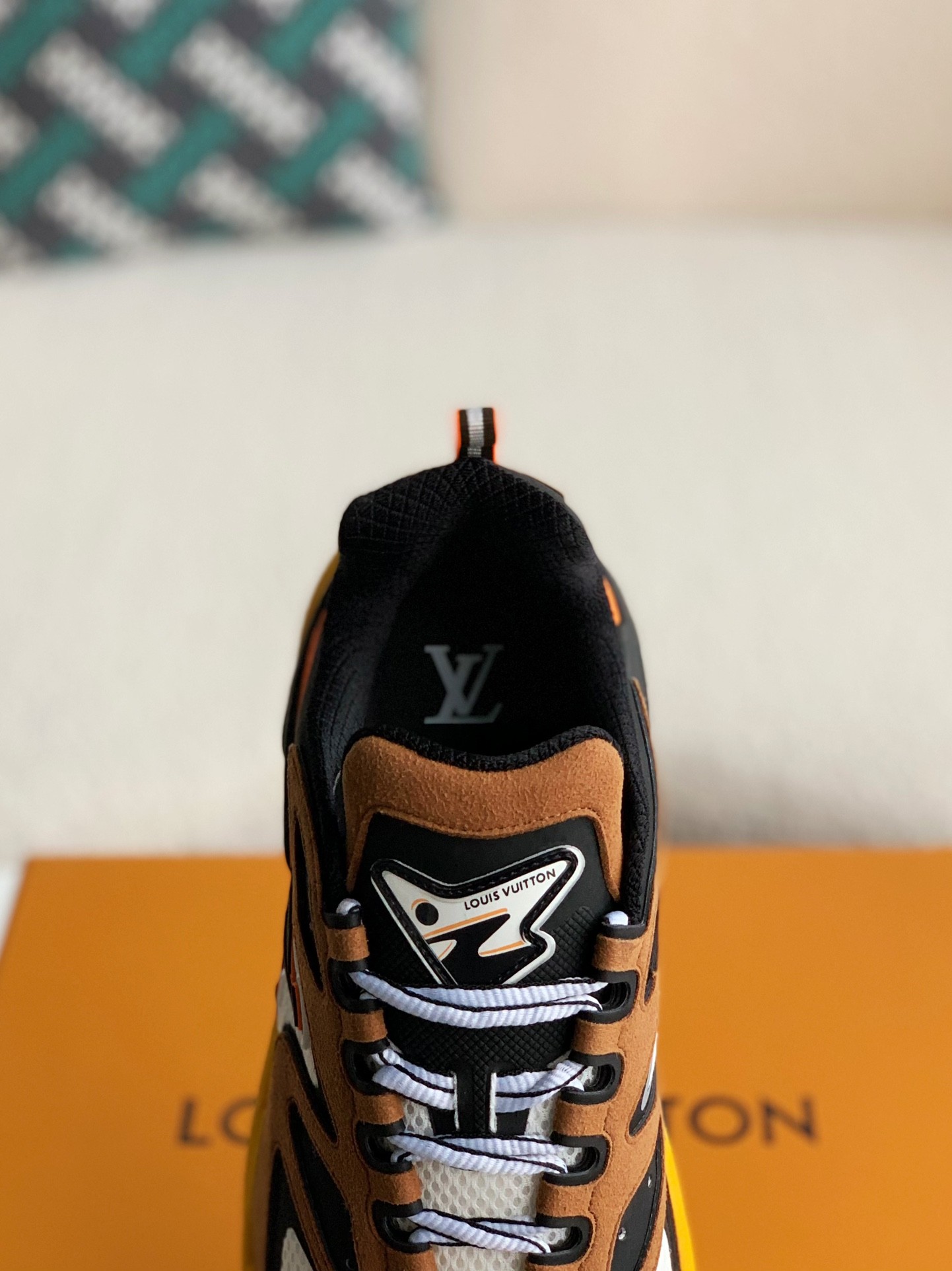 Louis Vuitton Runner Tatic Sneakers