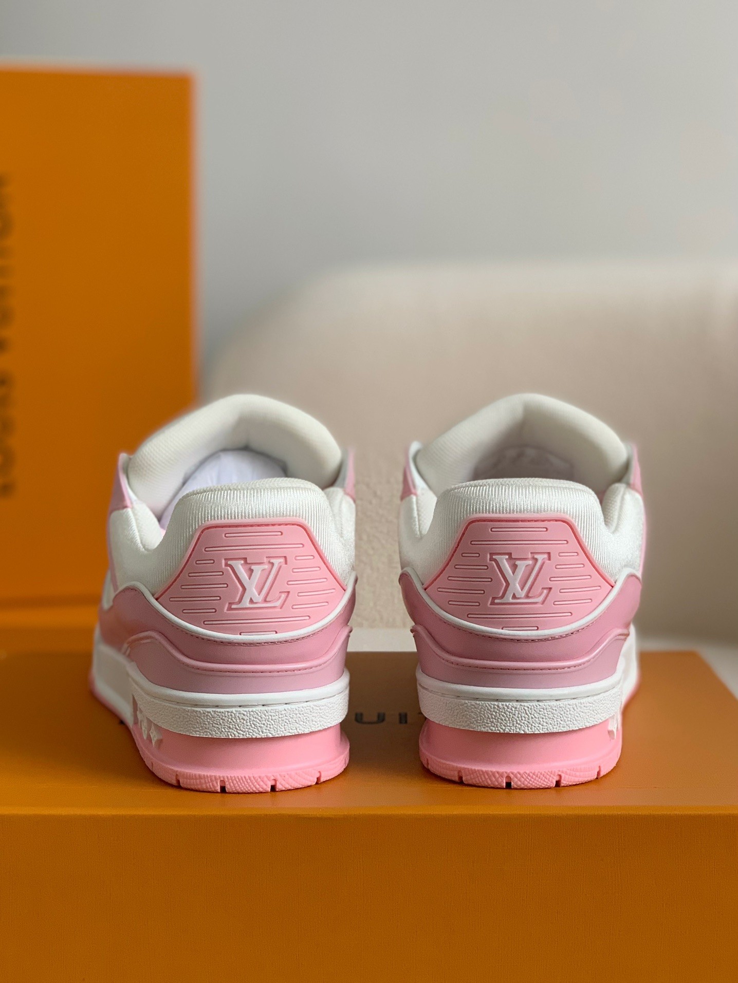 LOUIS VUITTON TRAINER SNEAKERS