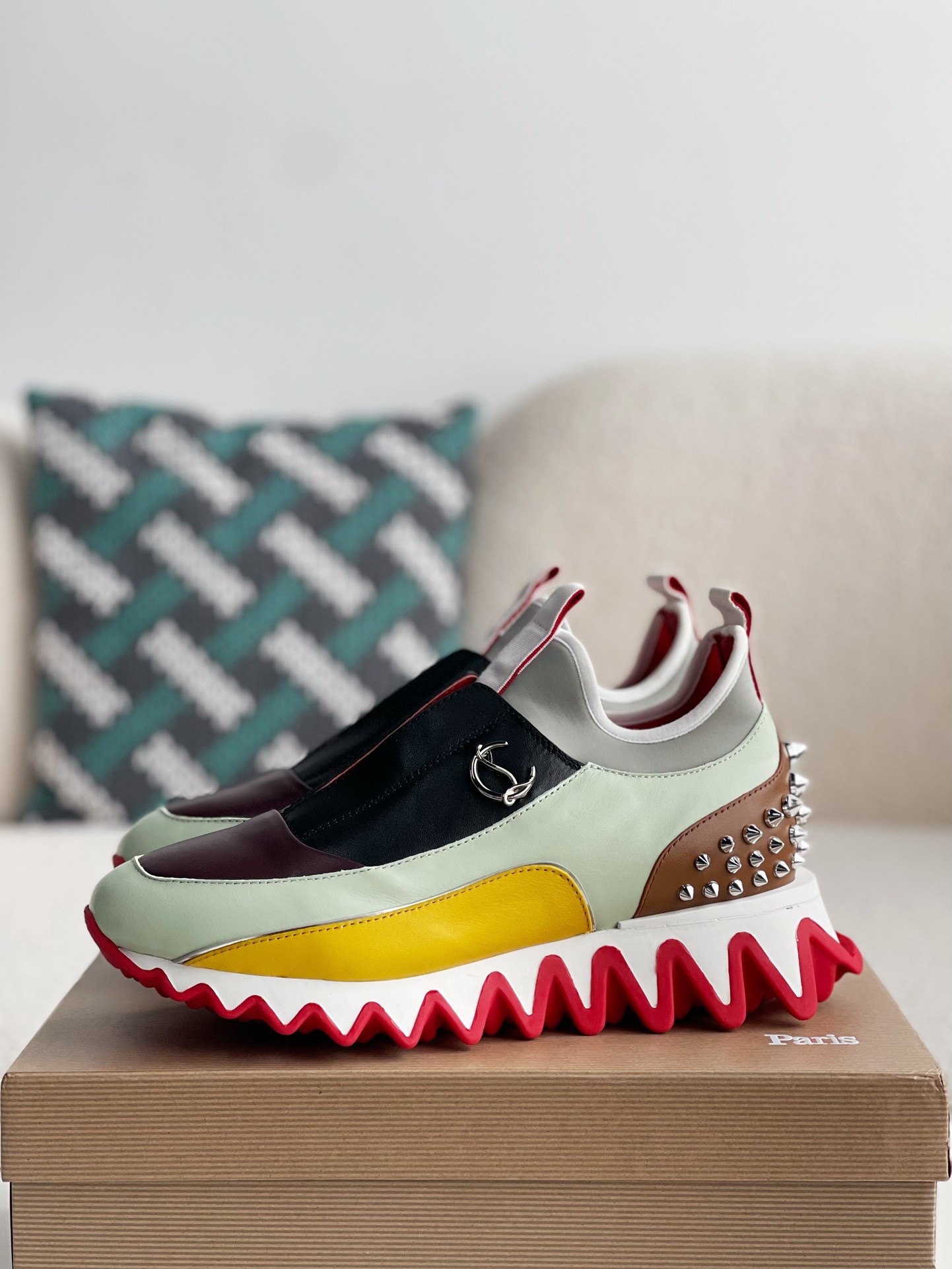 【#3012】Christian Louboutin Sneakers