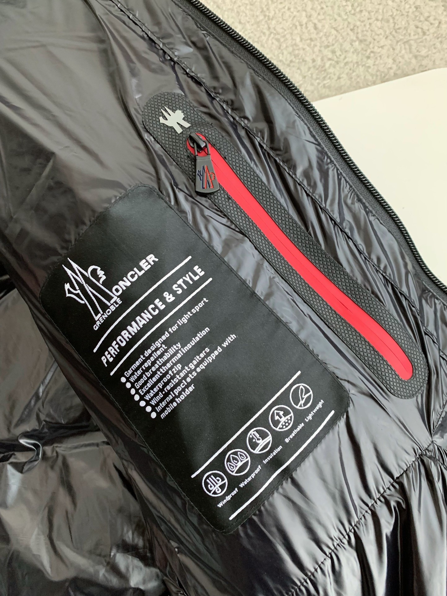 【#3712】Moncler Montbeliard down jacket