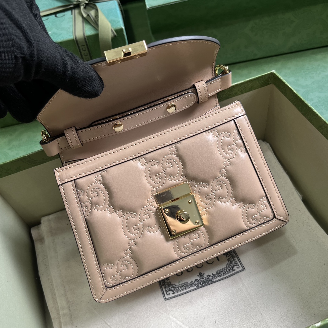 GUCCI GG Matelassé handbag724499 Top quality