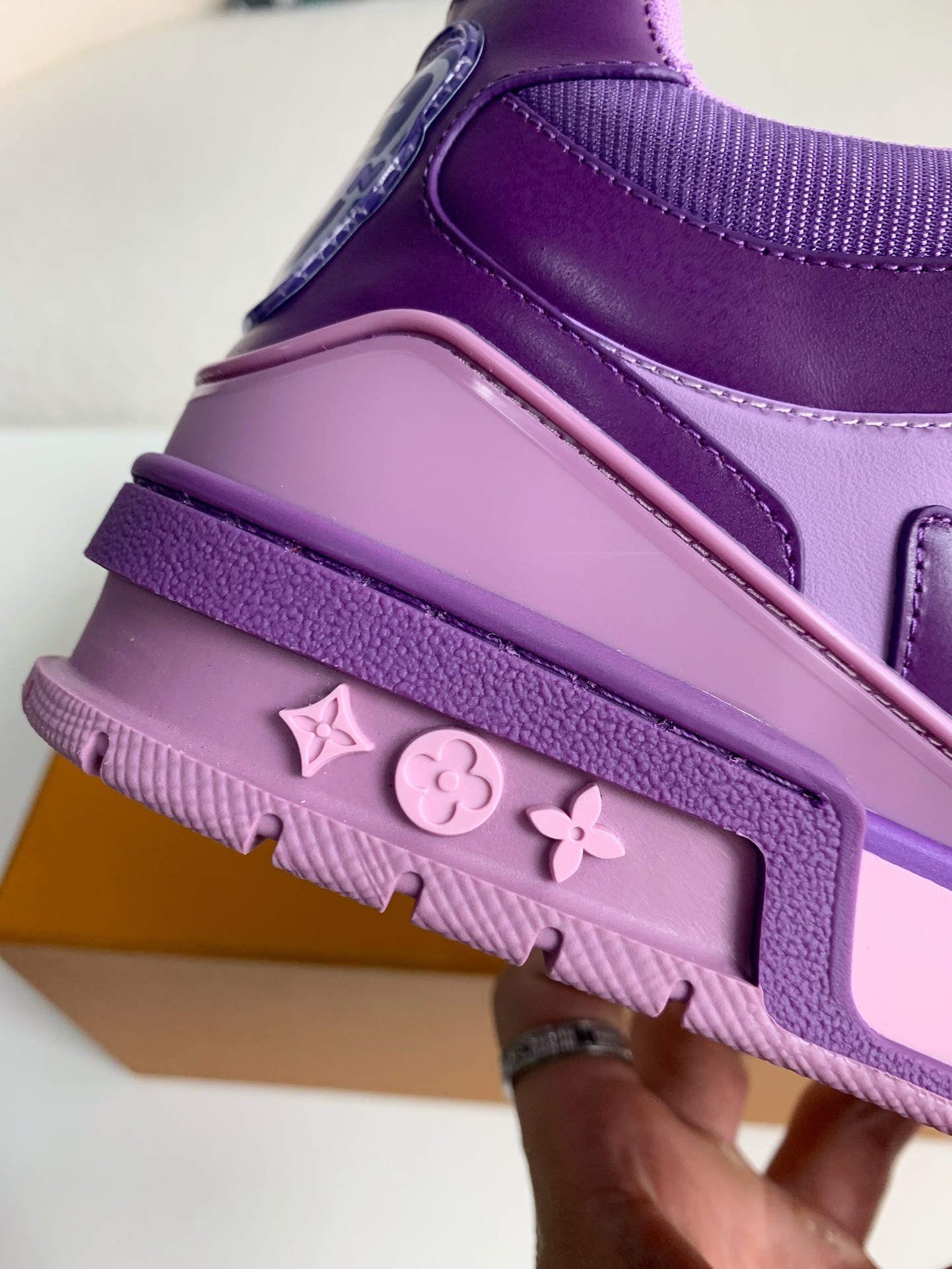 LOUIS VUITTON RUNNER TATIC sneaker