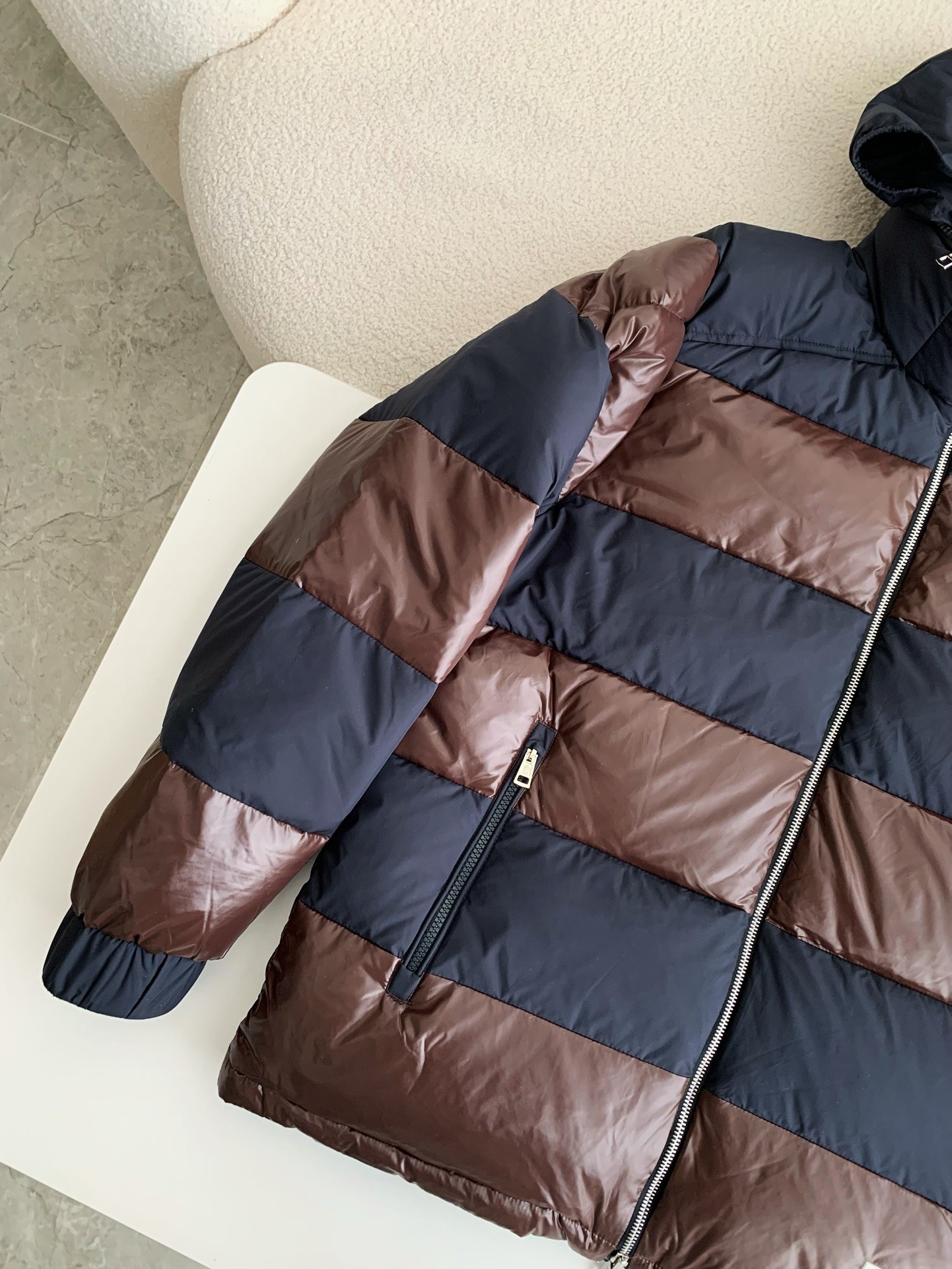 【#3713】Moncler Montbeliard down jacket