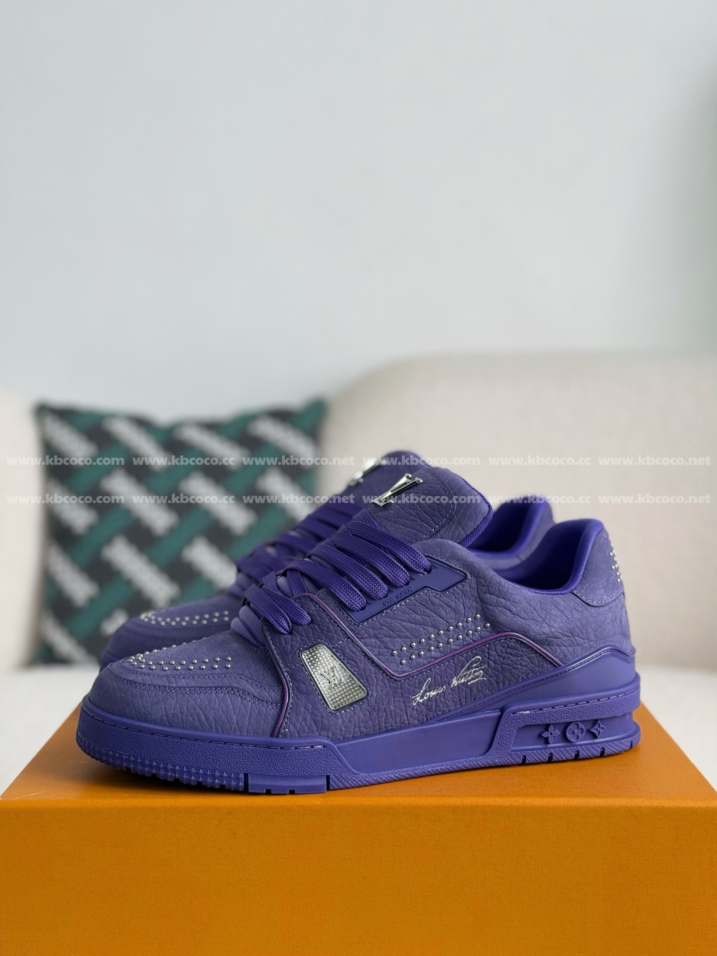 【#4534】 LOUIS VUITTON TRAINER SNEAKERS