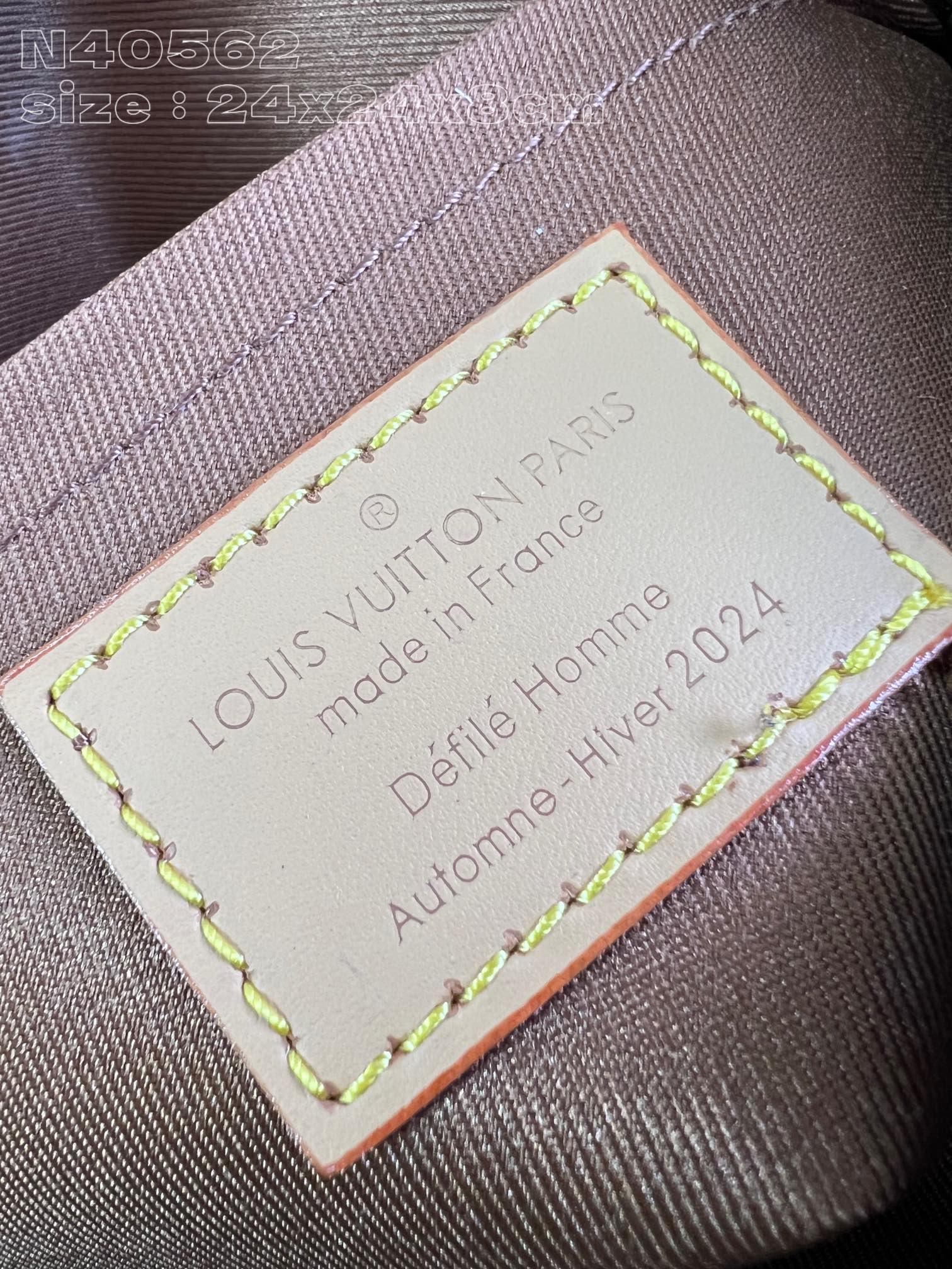 Louis Vuitton Chess Messenger N40562，Top quality