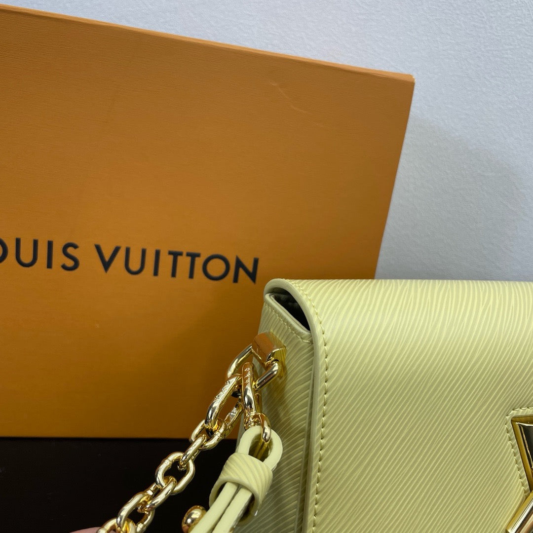 LOUIS VUITTON twist Shoulder bag/top quality M24566