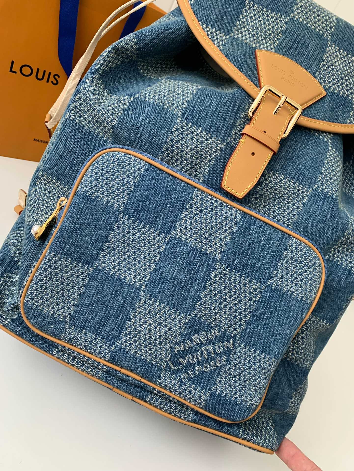 Louis Vuitton Montsouris backpack M40708