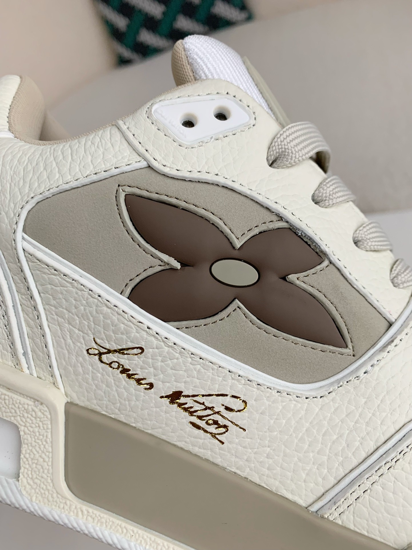 [#3343」 LOUIS VUITTON TRAINER SNEAKERS