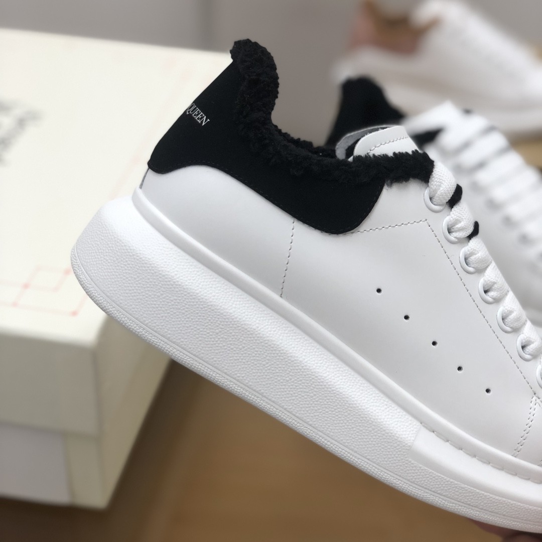 Alexander McQueen MO White velvet Lining Sneakers