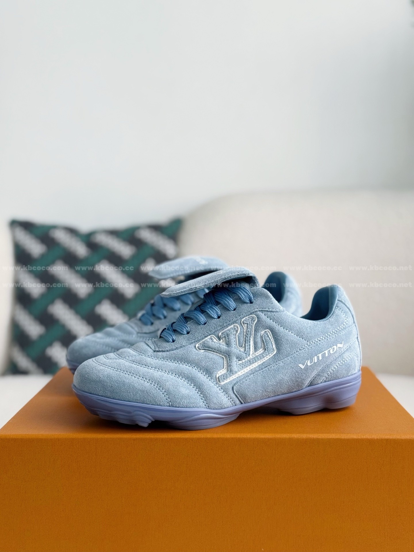 【#5869】 LOUIS VUITTON FOOTPRINTSOCCER CASUAL SHOES