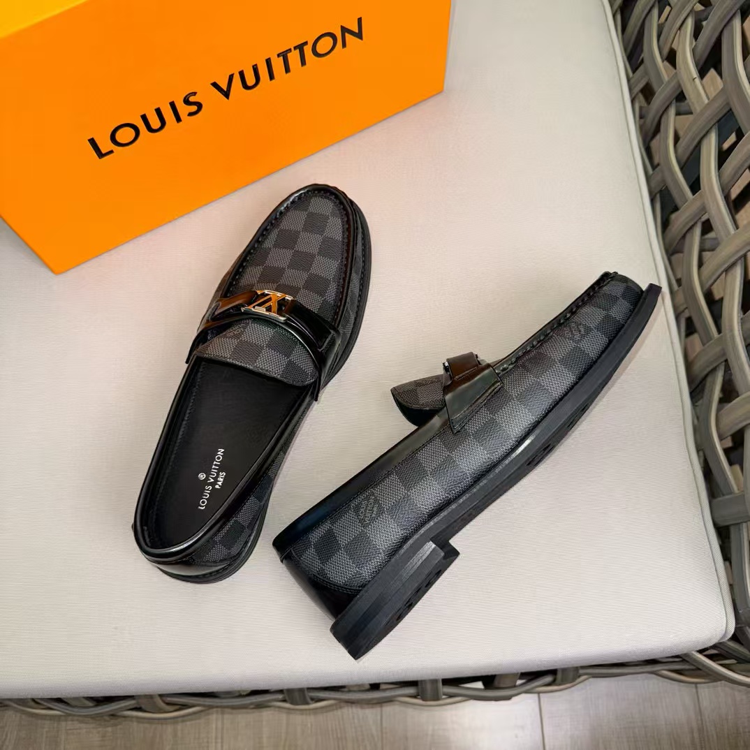 Louis Vuitton Monogram Eclipse leather shoes
