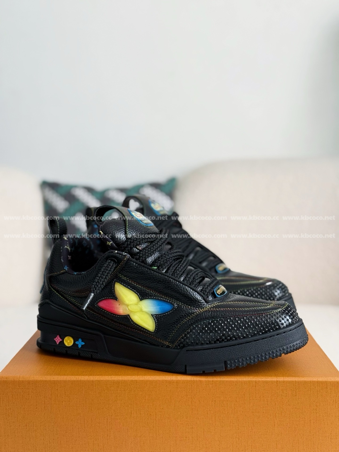 【#4629】 LOUIS VUITTON SKATE LOW-TOP SNEAKERS