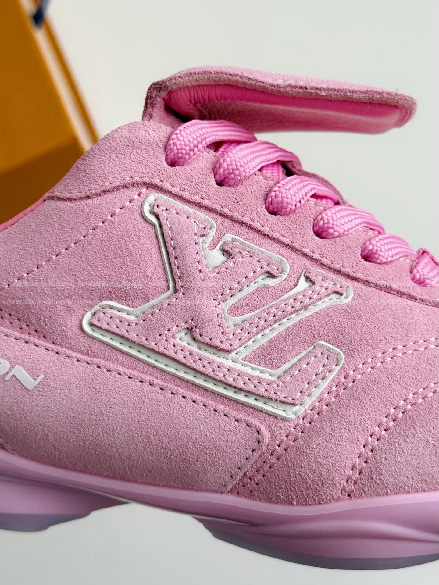 【#5872】 LOUIS VUITTON FOOTPRINTSOCCER CASUAL SHOES