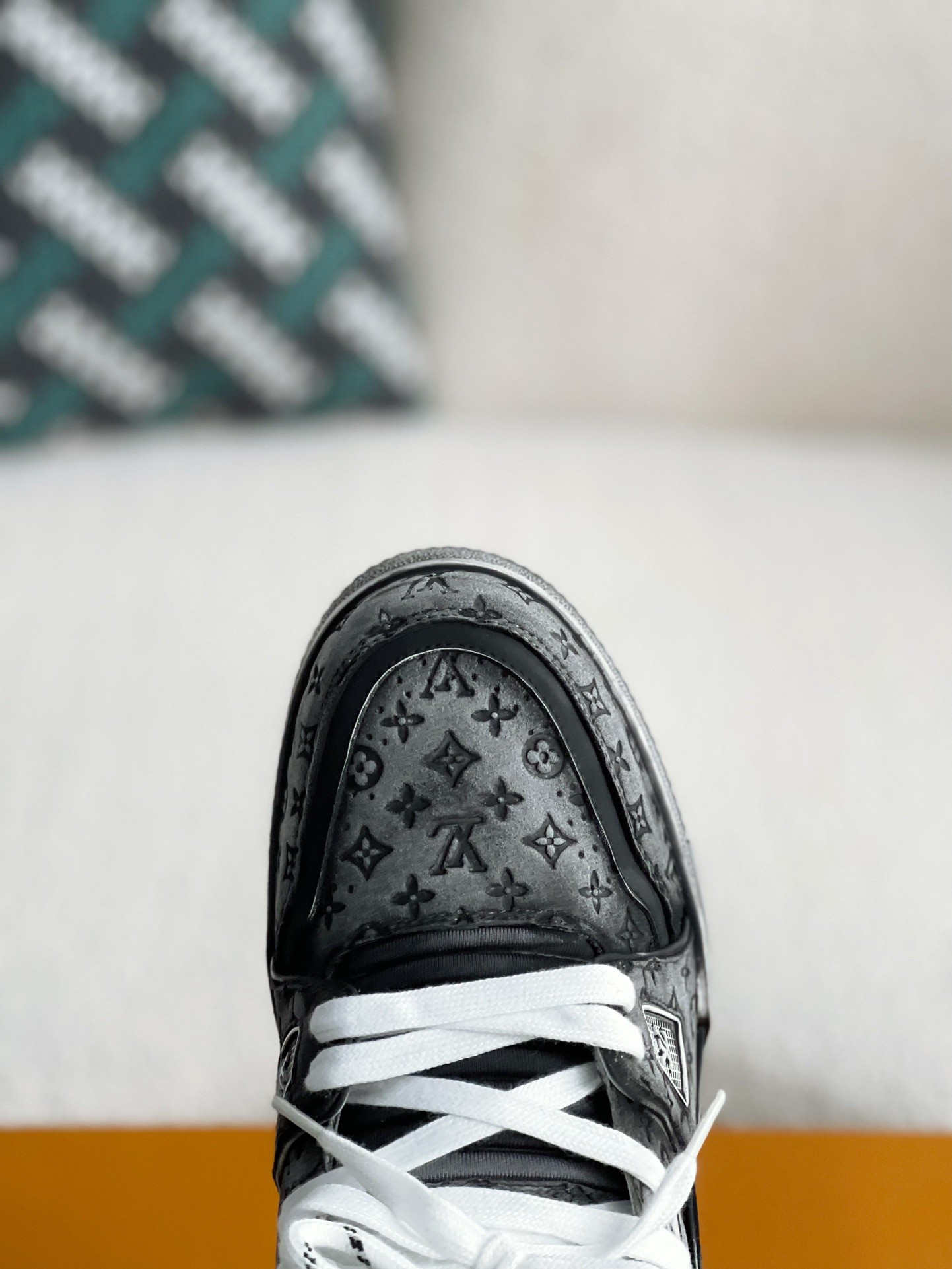 [#3567」 LOUIS VUITTON TRAINER SNEAKERS