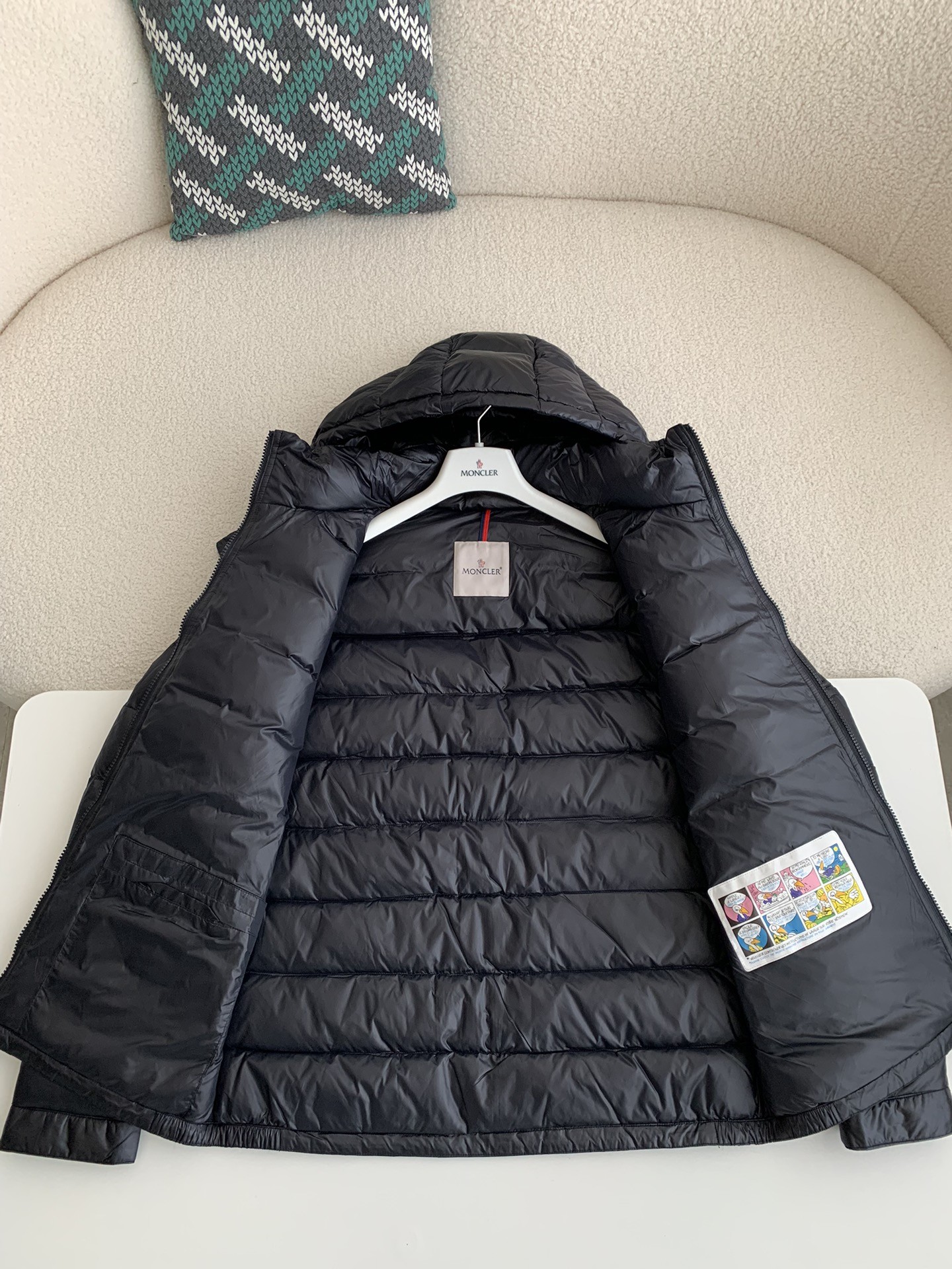 【#3670】Moncler Short men's down jacket
