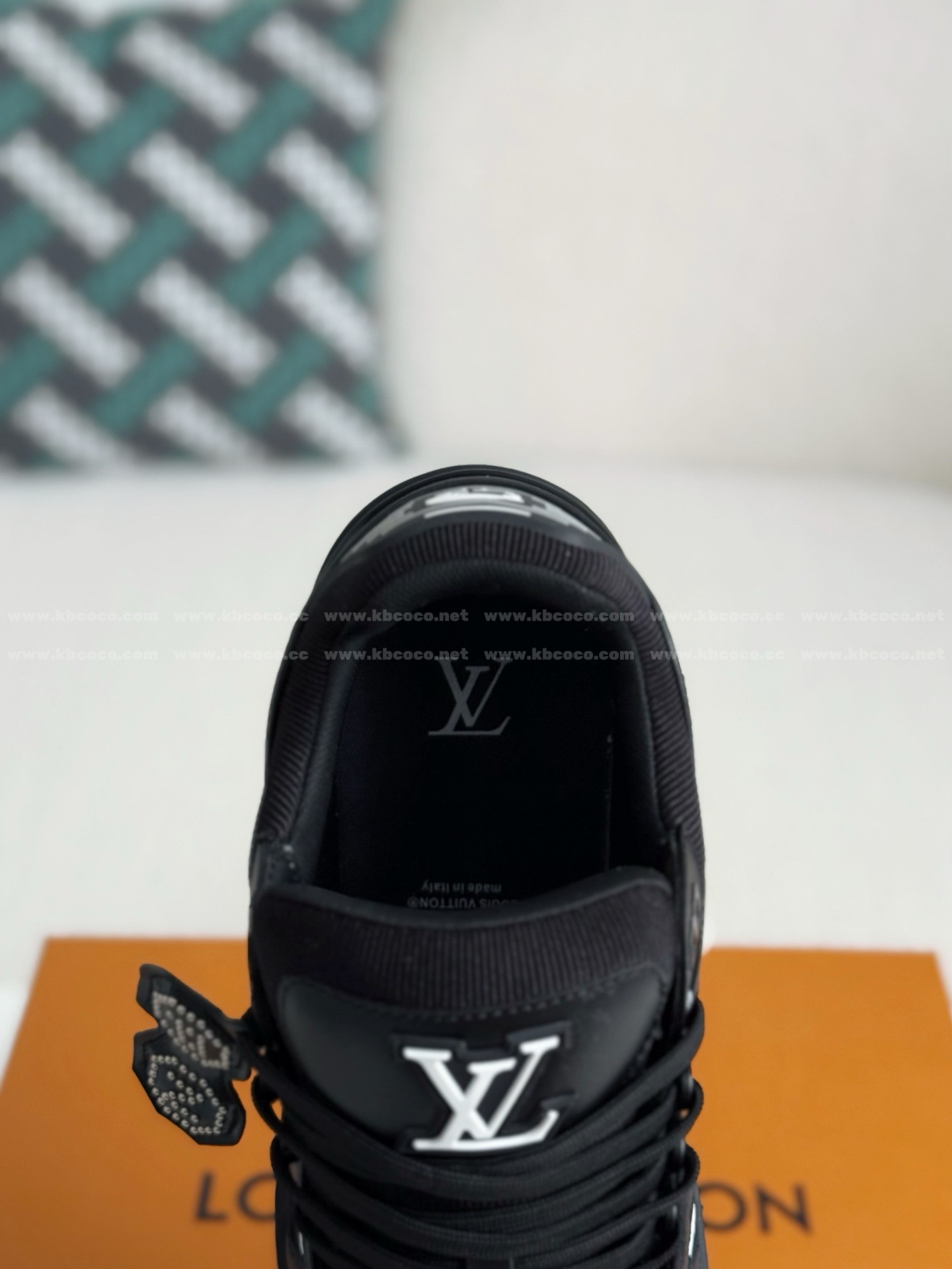 【#5860】 LOUIS VUITTON x NIGO TRAINER FW25 SNEAKERS