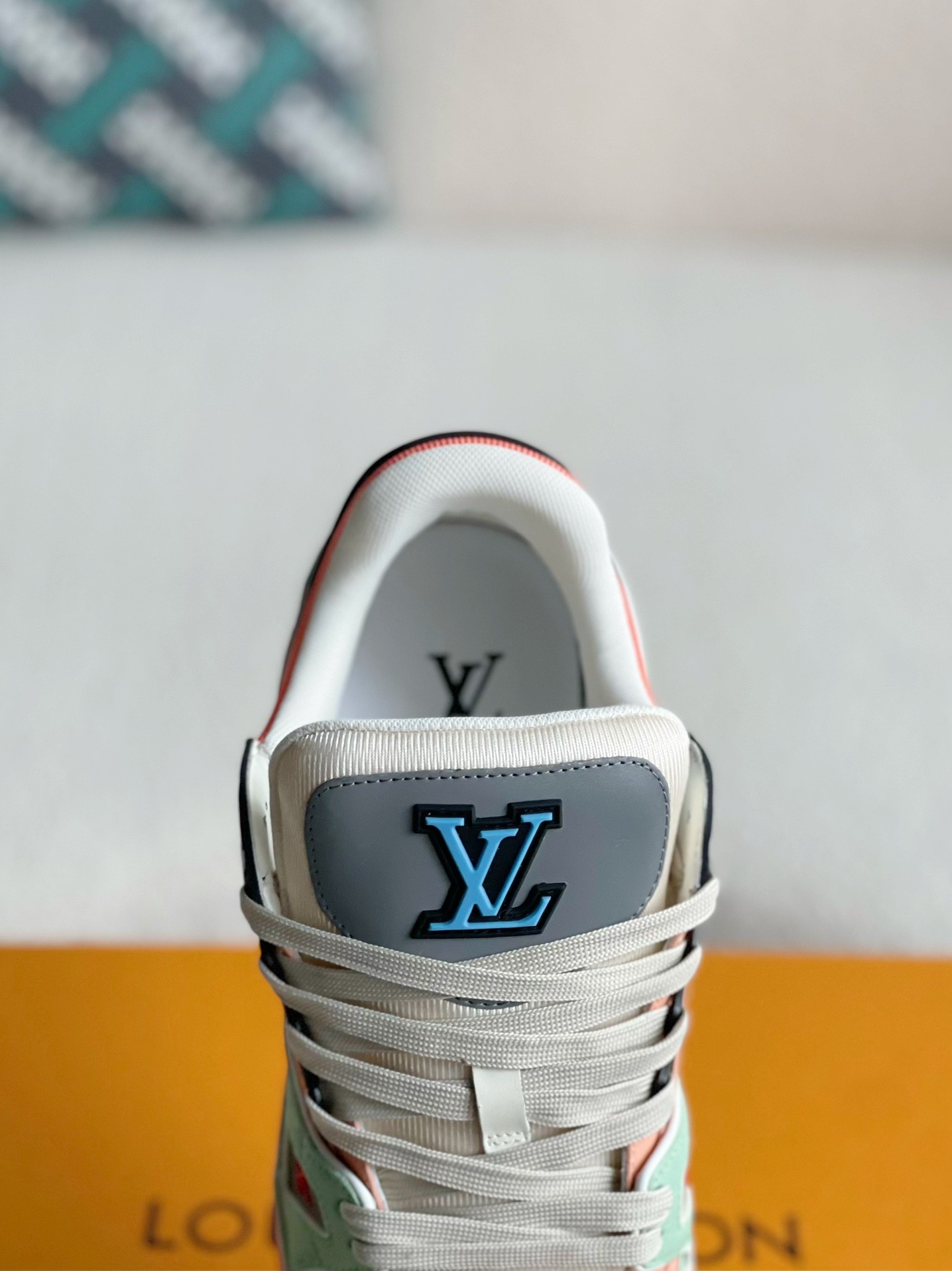 【#2814】 LOUIS VUITTON TRAINER Sneakers