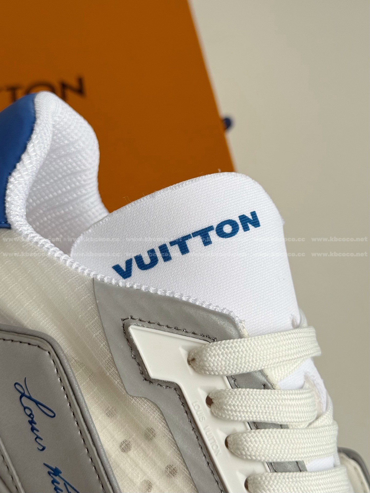 【#5793】 LOUIS VUITTON TRAINER SNEAKERS