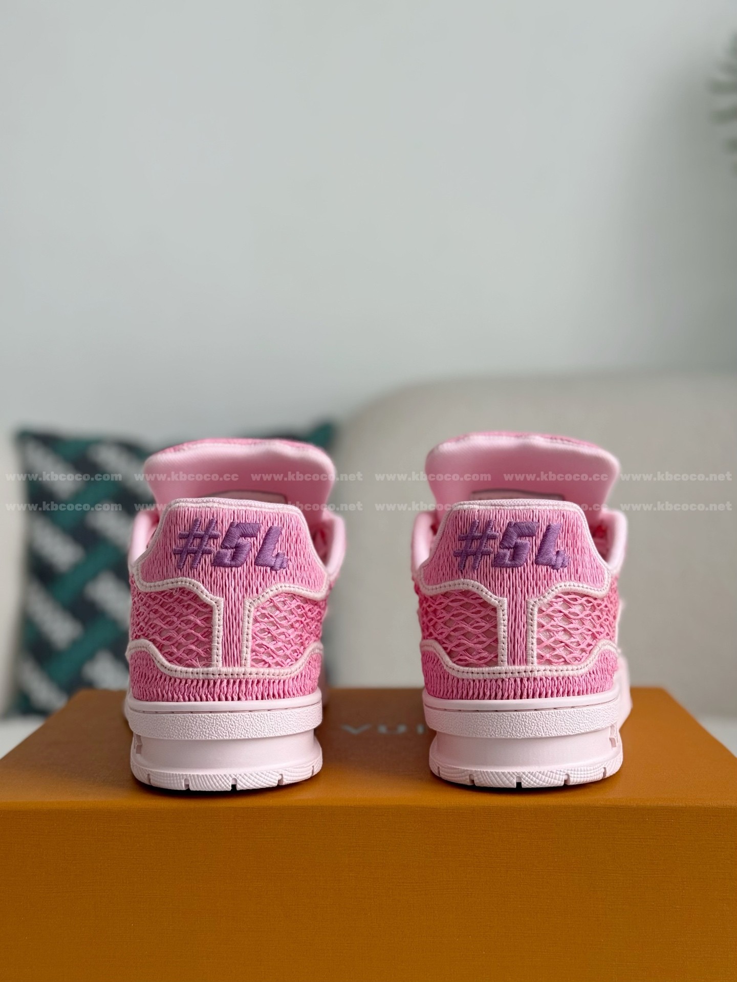 【#5823】 LOUIS VUITTON TRAINER SNEAKERS