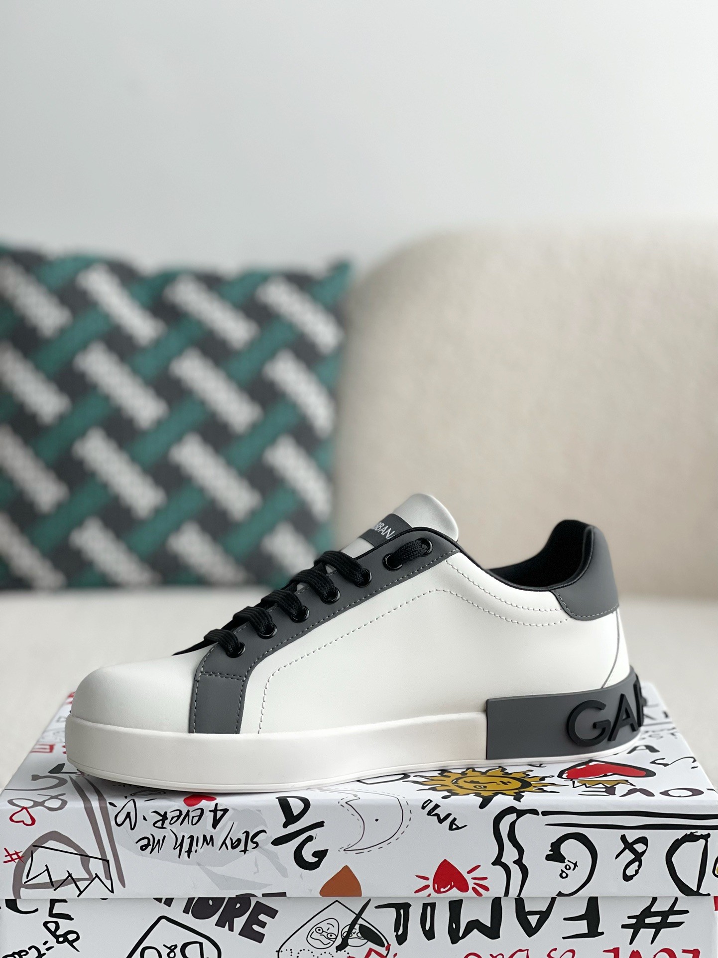 【#3234】Dolce&Gabbana Sneakers
