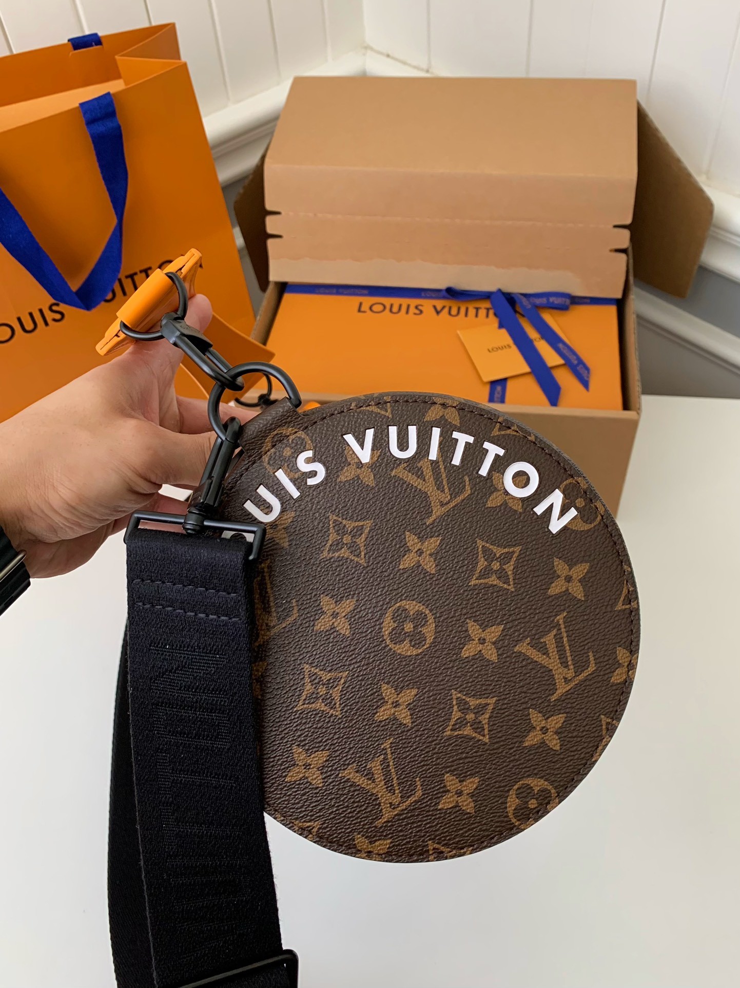Louis Vuitton 2023 SOFT POLOCHON handbag M46691