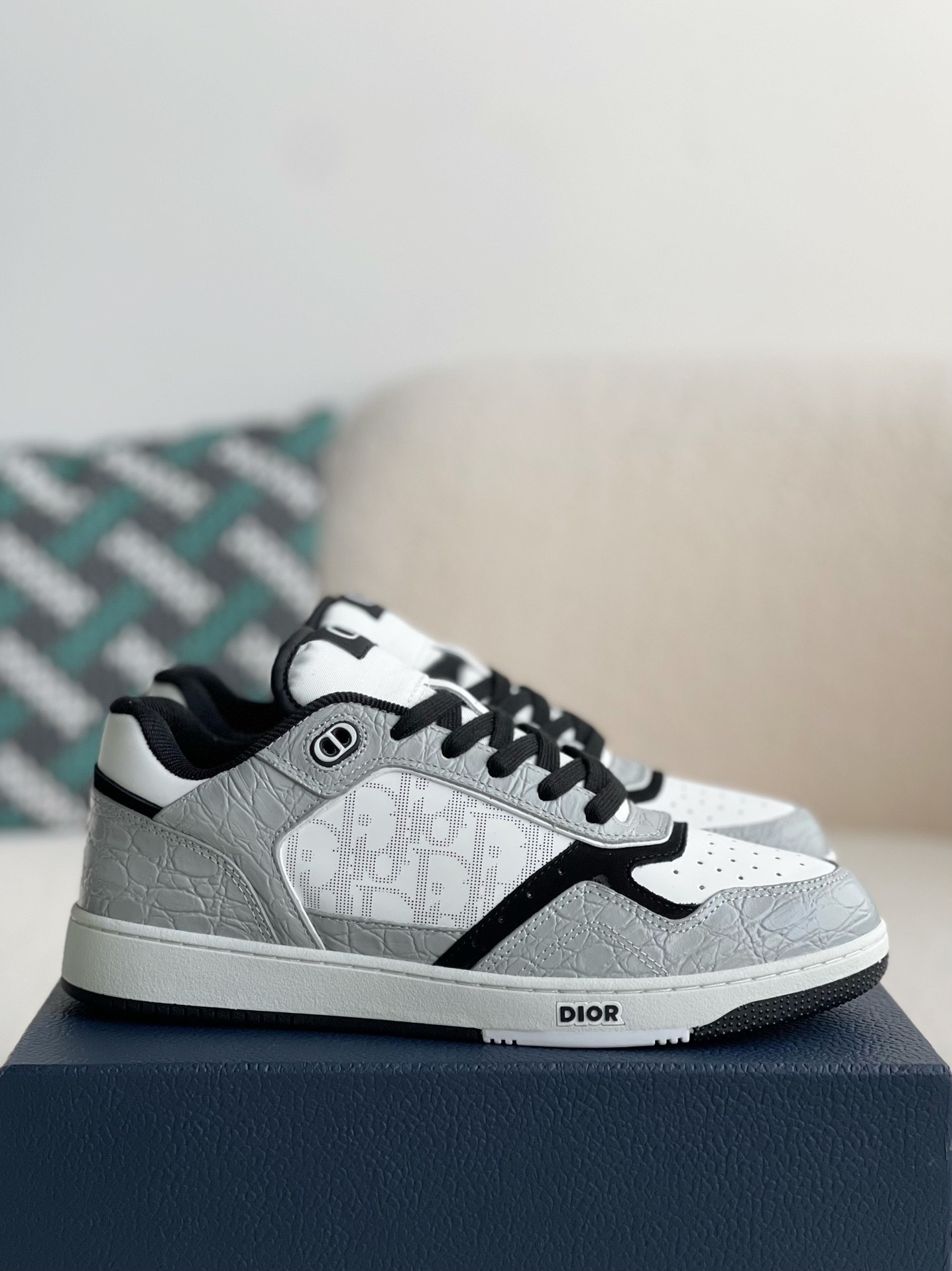 DIOR New B27 Sneaker