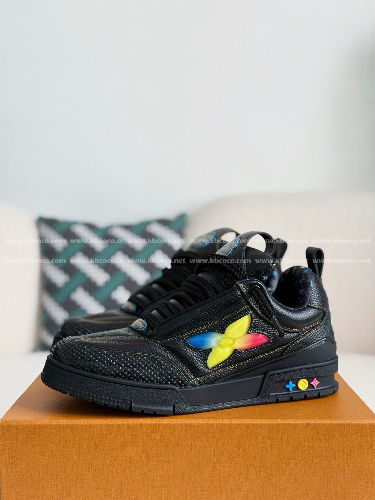 【#4629】 LOUIS VUITTON SKATE LOW-TOP SNEAKERS