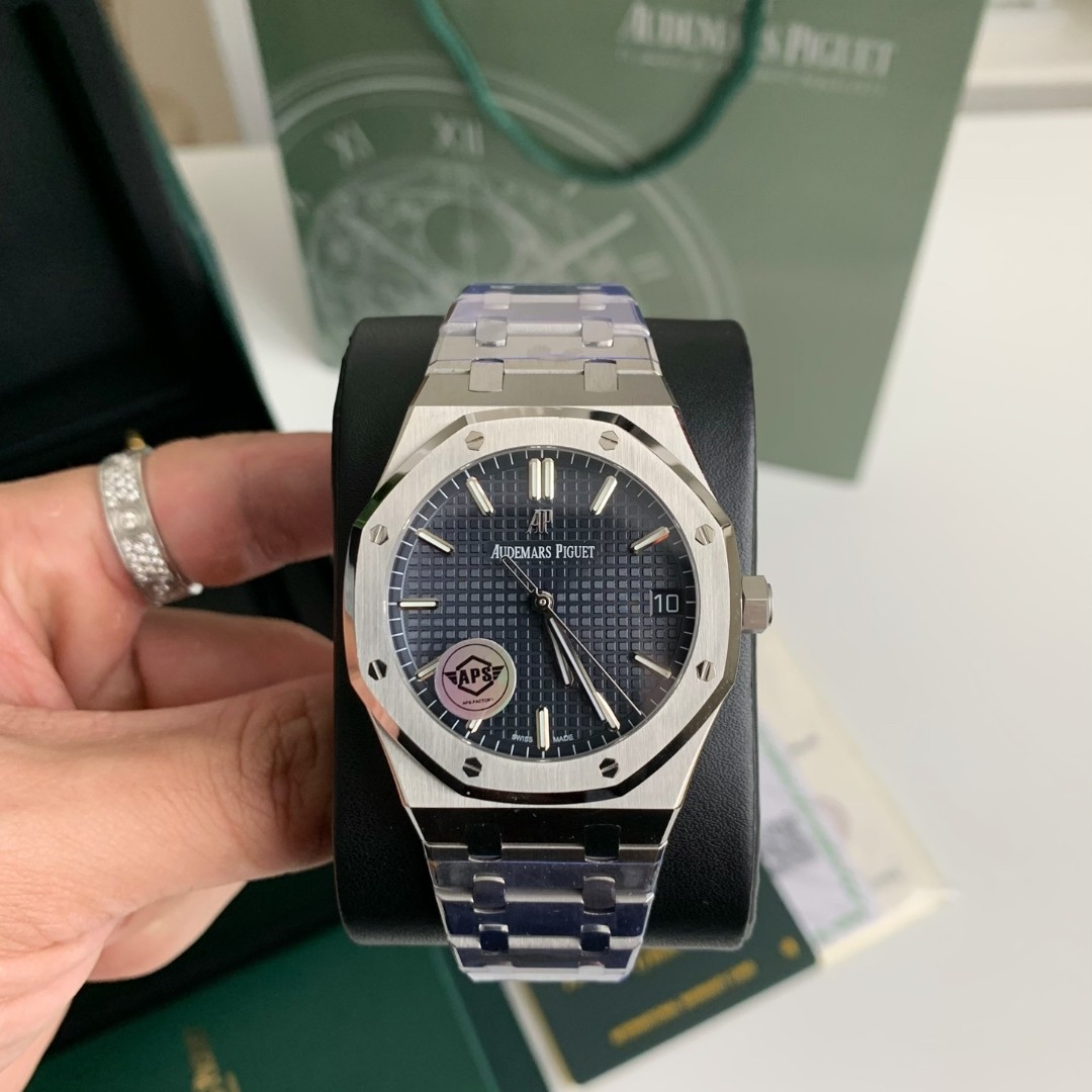 Audemars Piguet Royal Oak 15500 Series Men's Watch 41mm