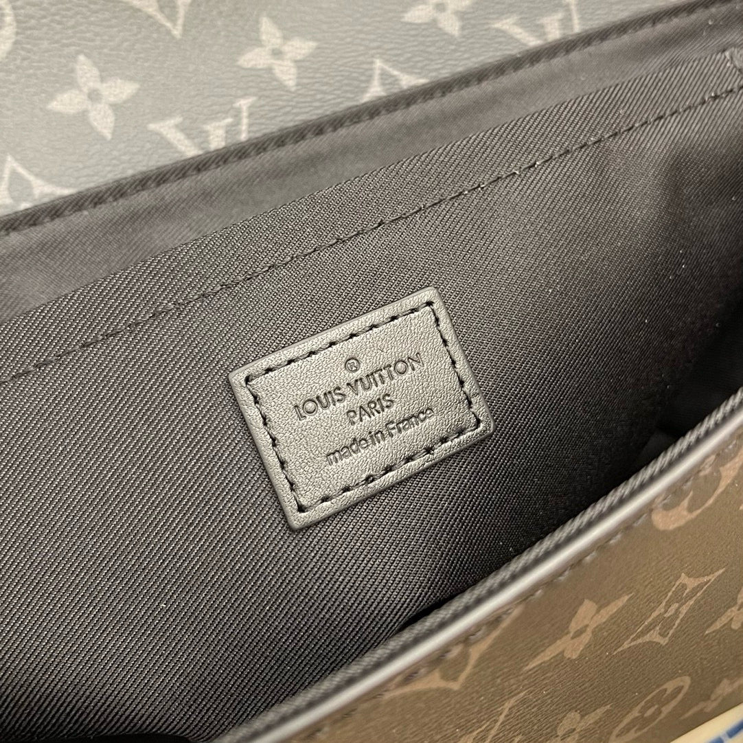 LOUIS VUITTON S-CAPE Shoulder bag/crossbody bag/Top Quality M46794