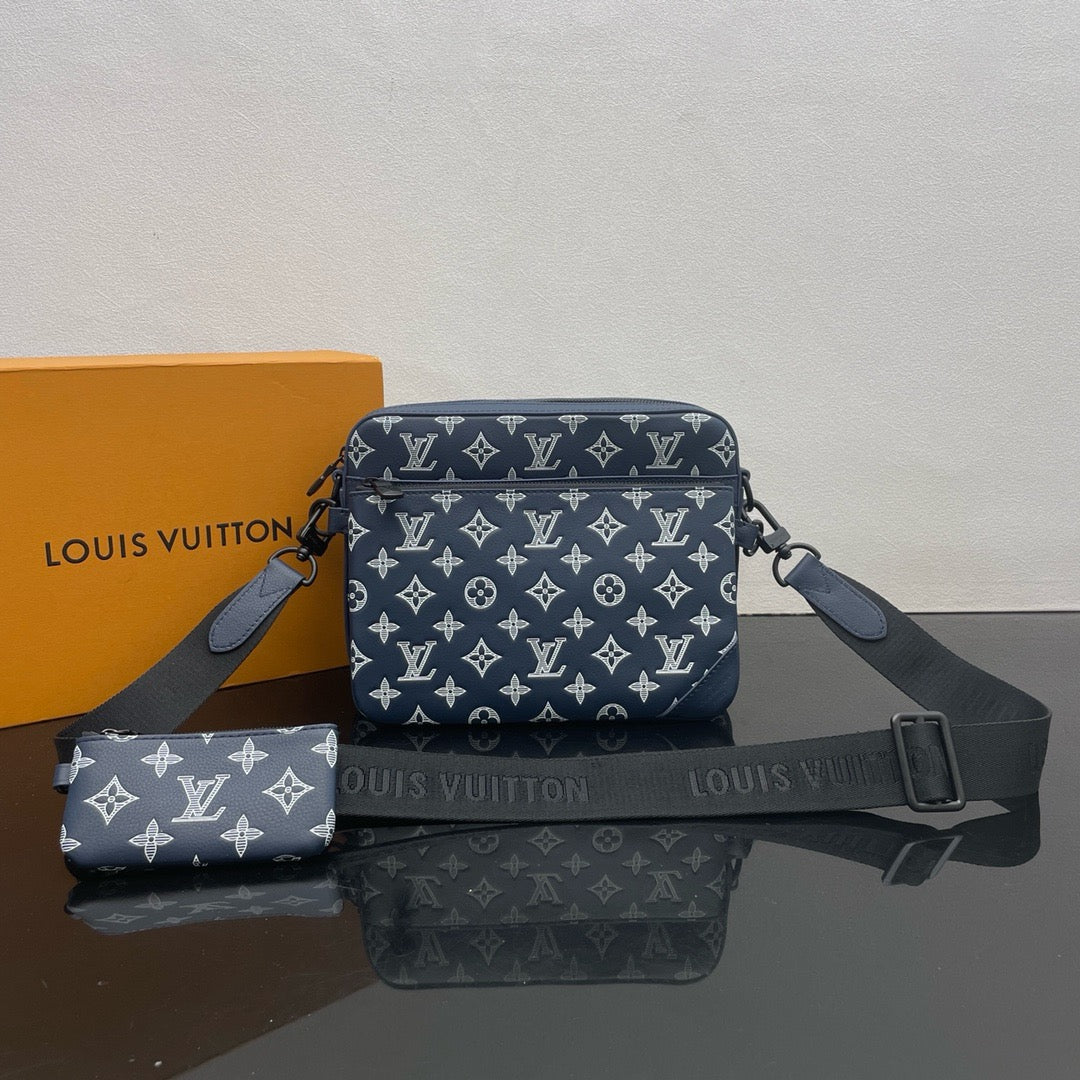 LOUIS VUITTON TrioMessenger Postman bag/top quality M24754