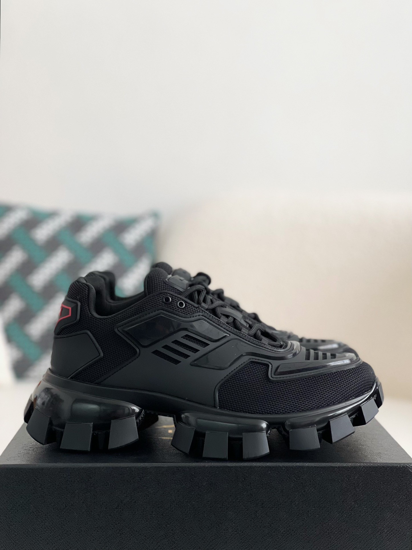 【#1511】 Prada Cloudbus Thunder technology fabric sneakers