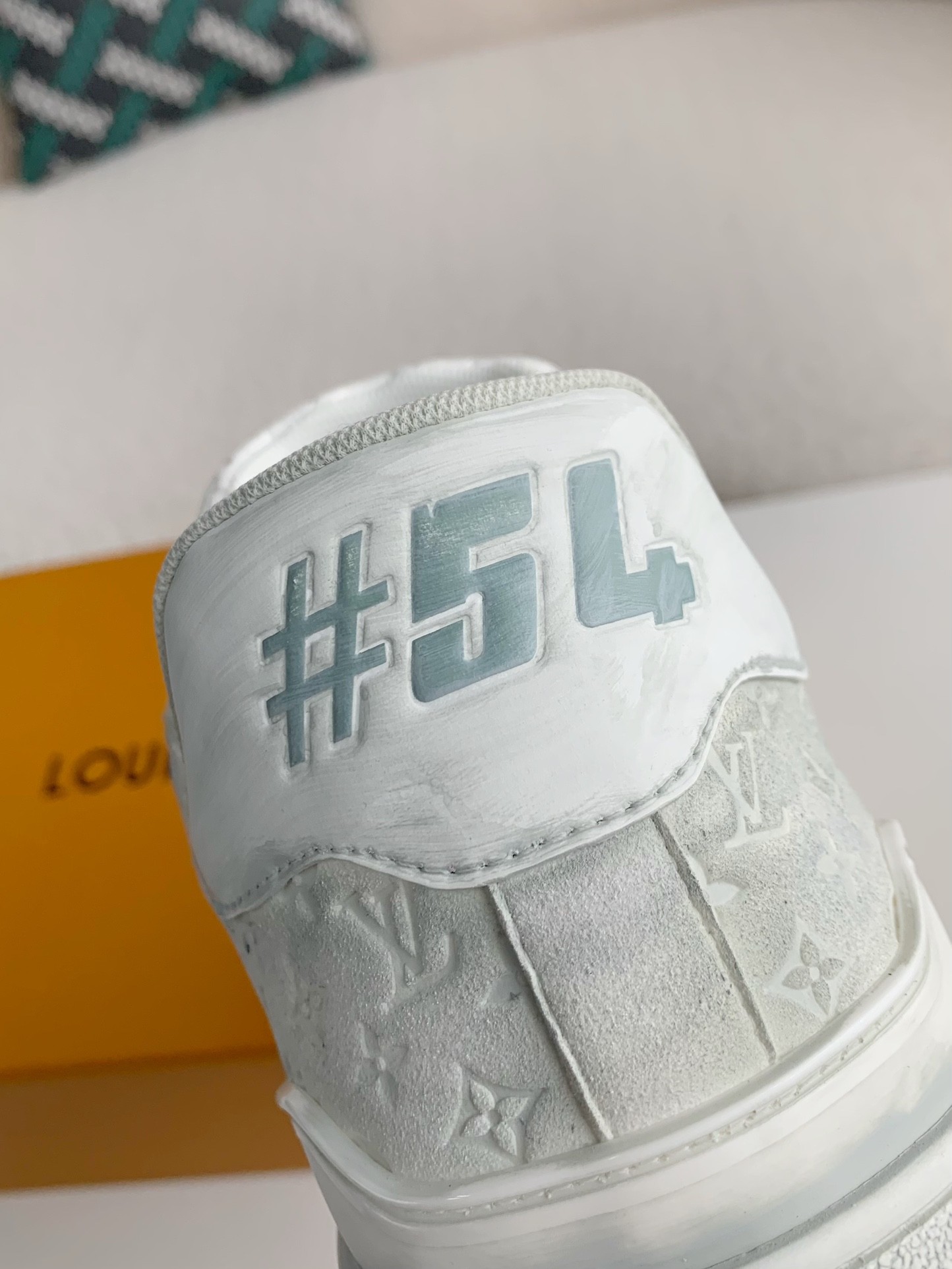 [#3566」 LOUIS VUITTON TRAINER SNEAKERS