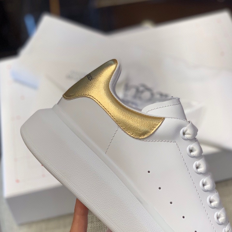 Alexander McQueen MQ Gold cowhidetail Sneakers